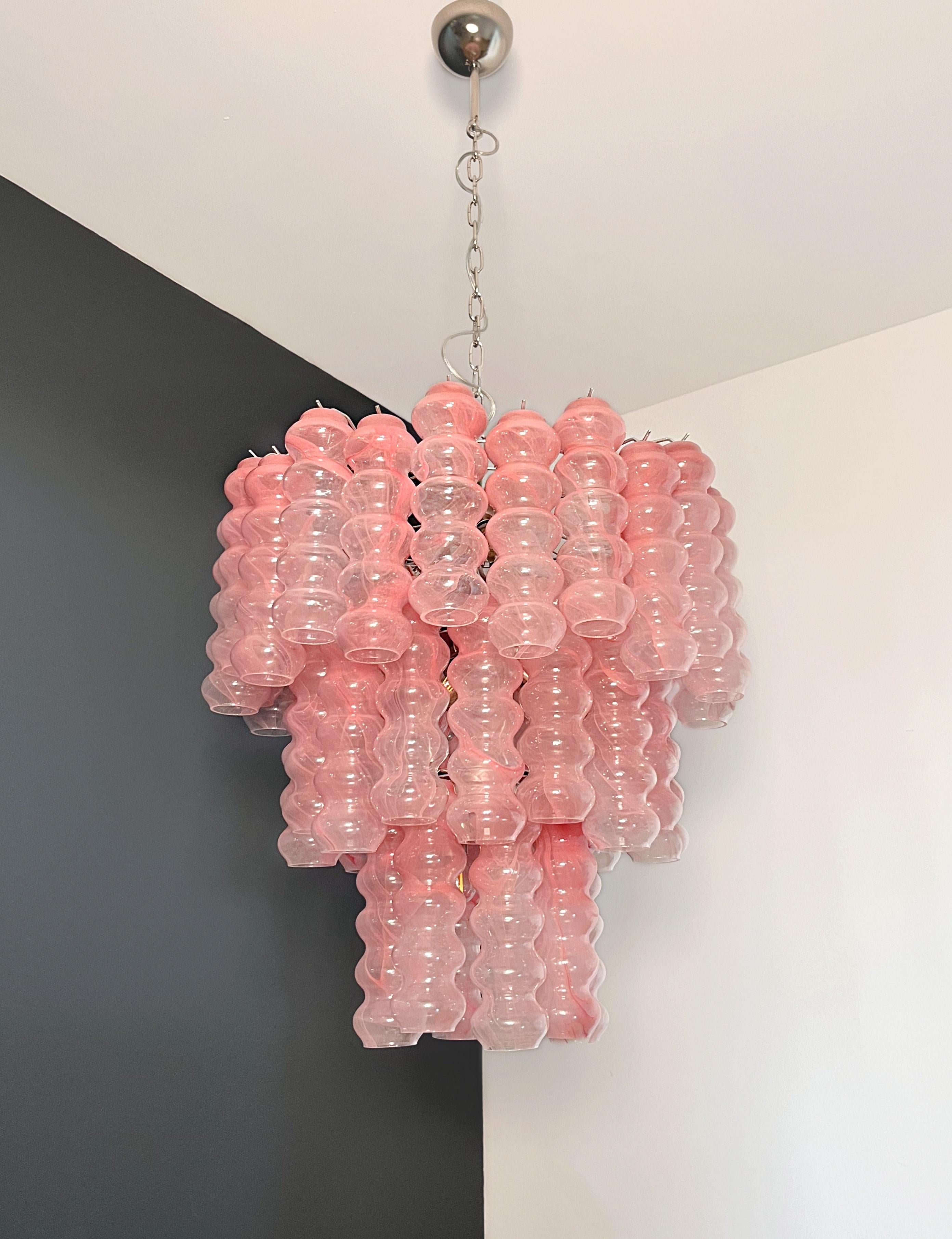 Großer dreistöckiger Murano Glasröhren-Kronleuchter - rosa Albaster im Angebot 18