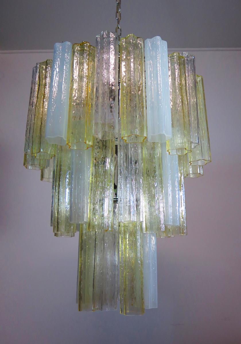 Large Three-Tier Venini Murano 48 Glass Tube Chandelier, 1980s In Excellent Condition For Sale In Budapest, HU