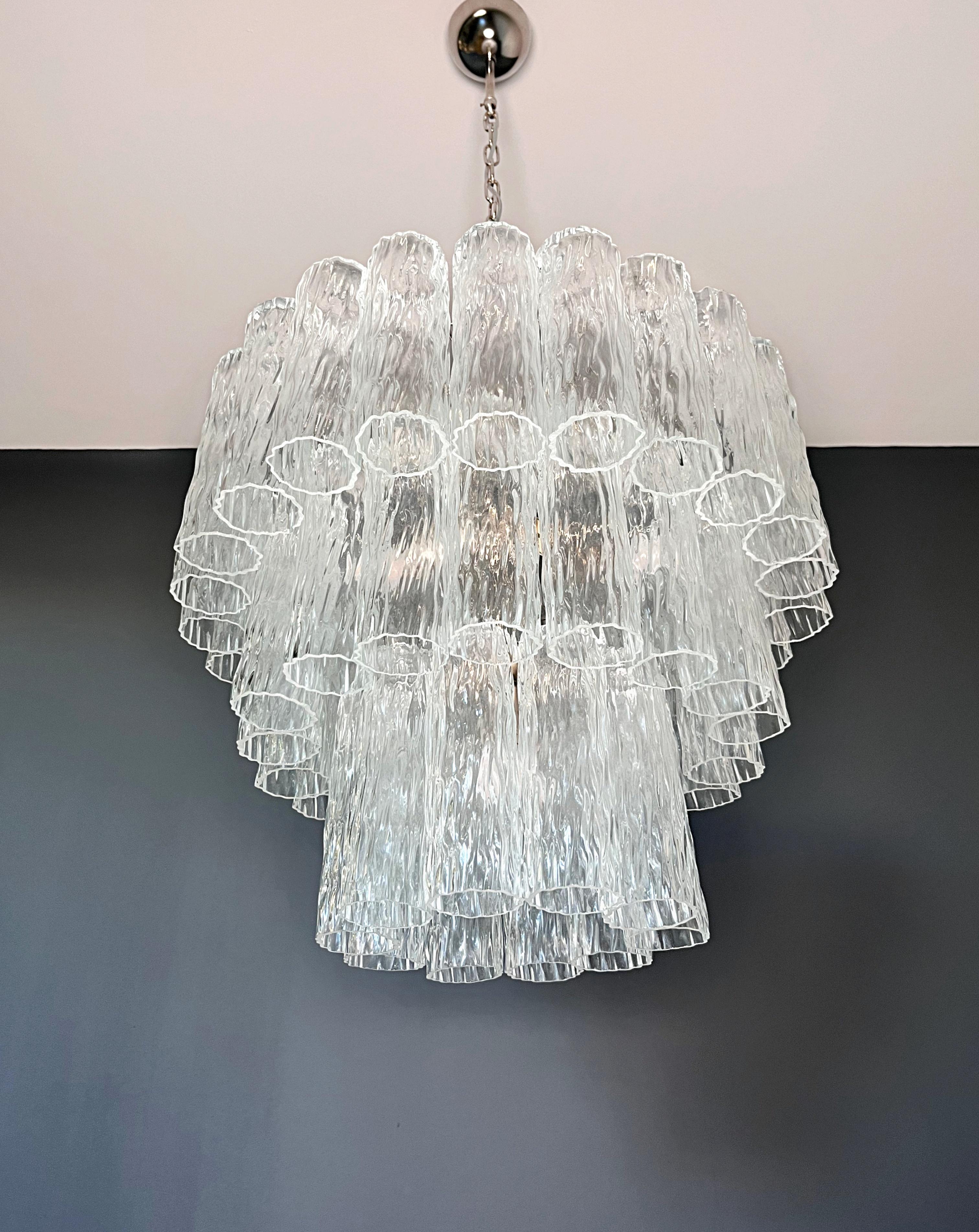 Large three-Tier Venini Murano Glass Tube Chandelier In Good Condition For Sale In Gaiarine Frazione Francenigo (TV), IT
