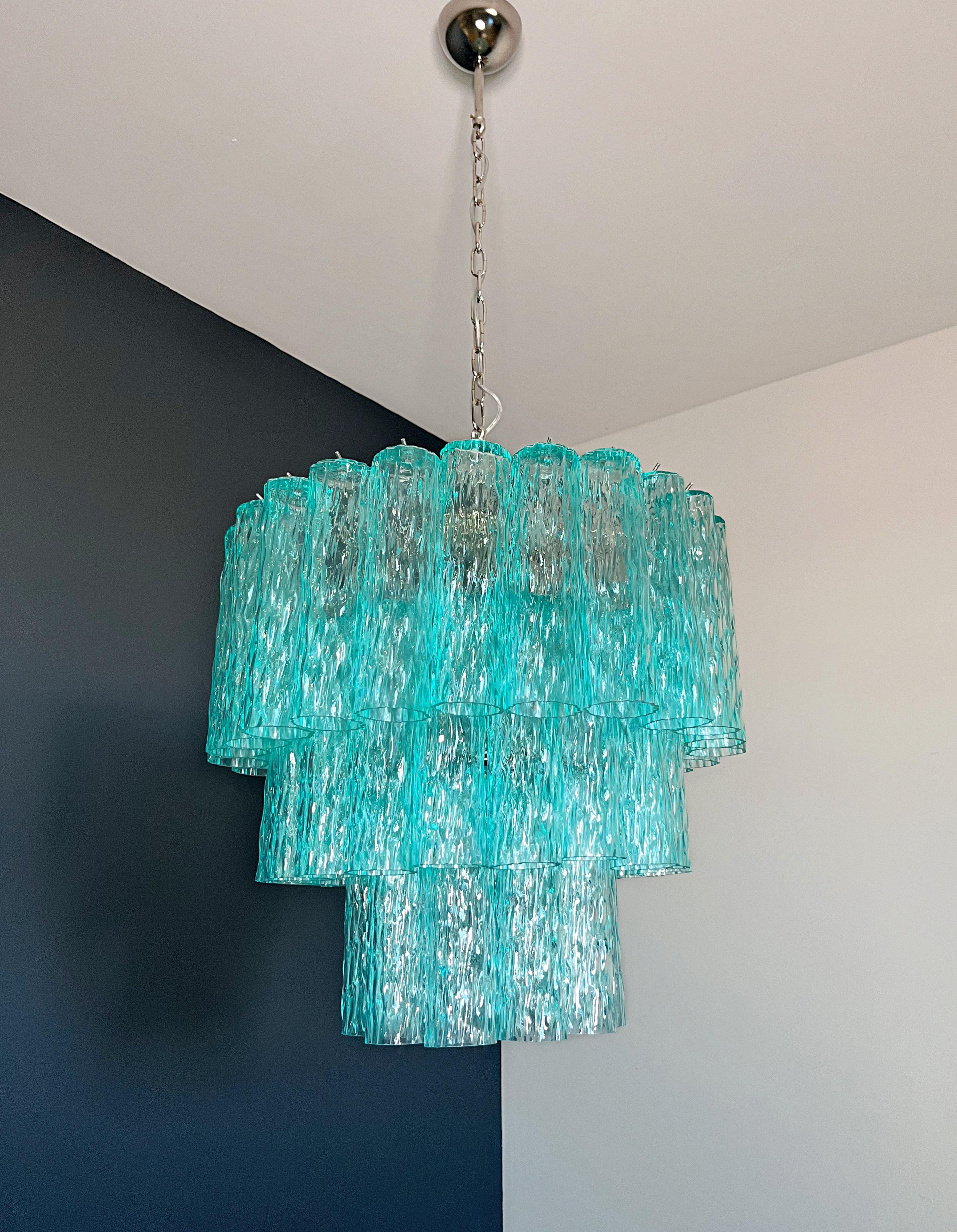 Grande a tre piani di Venini Murano  Lampadario a tubo di vetro turchese in vendita 2