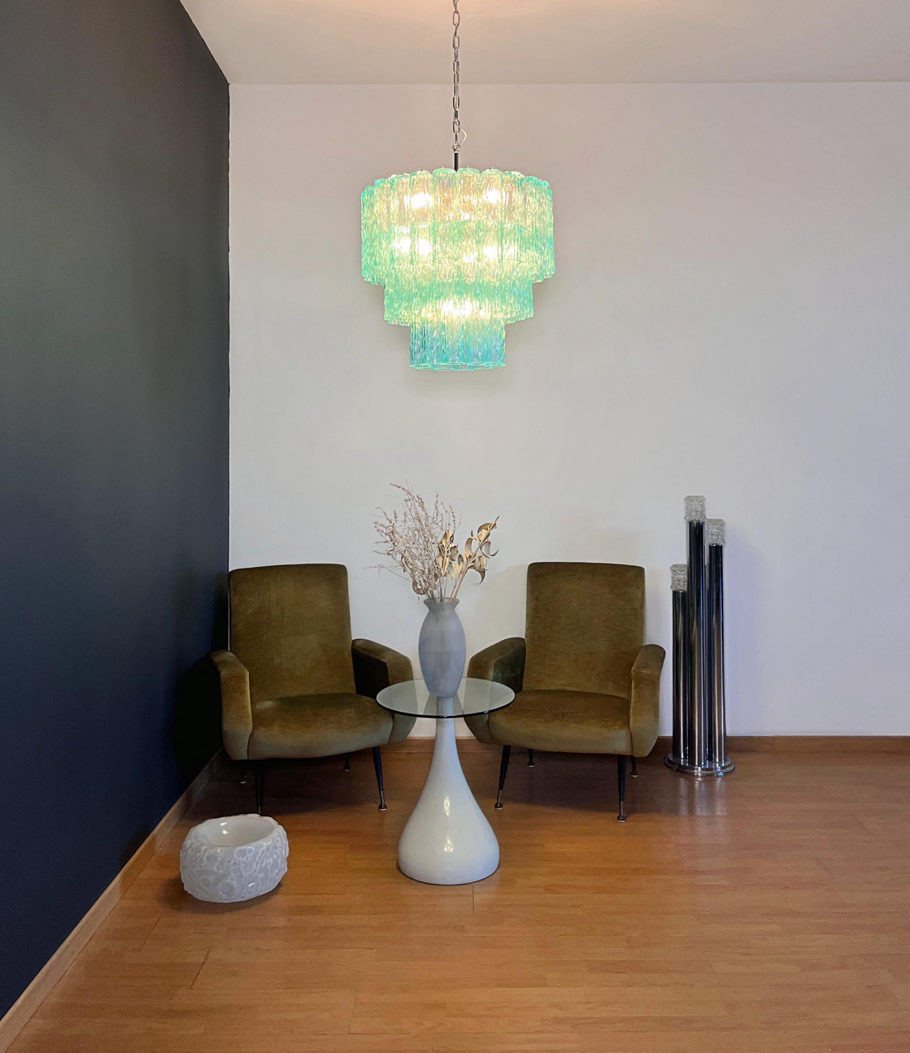 Grande a tre piani di Venini Murano  Lampadario a tubo di vetro turchese in vendita 4