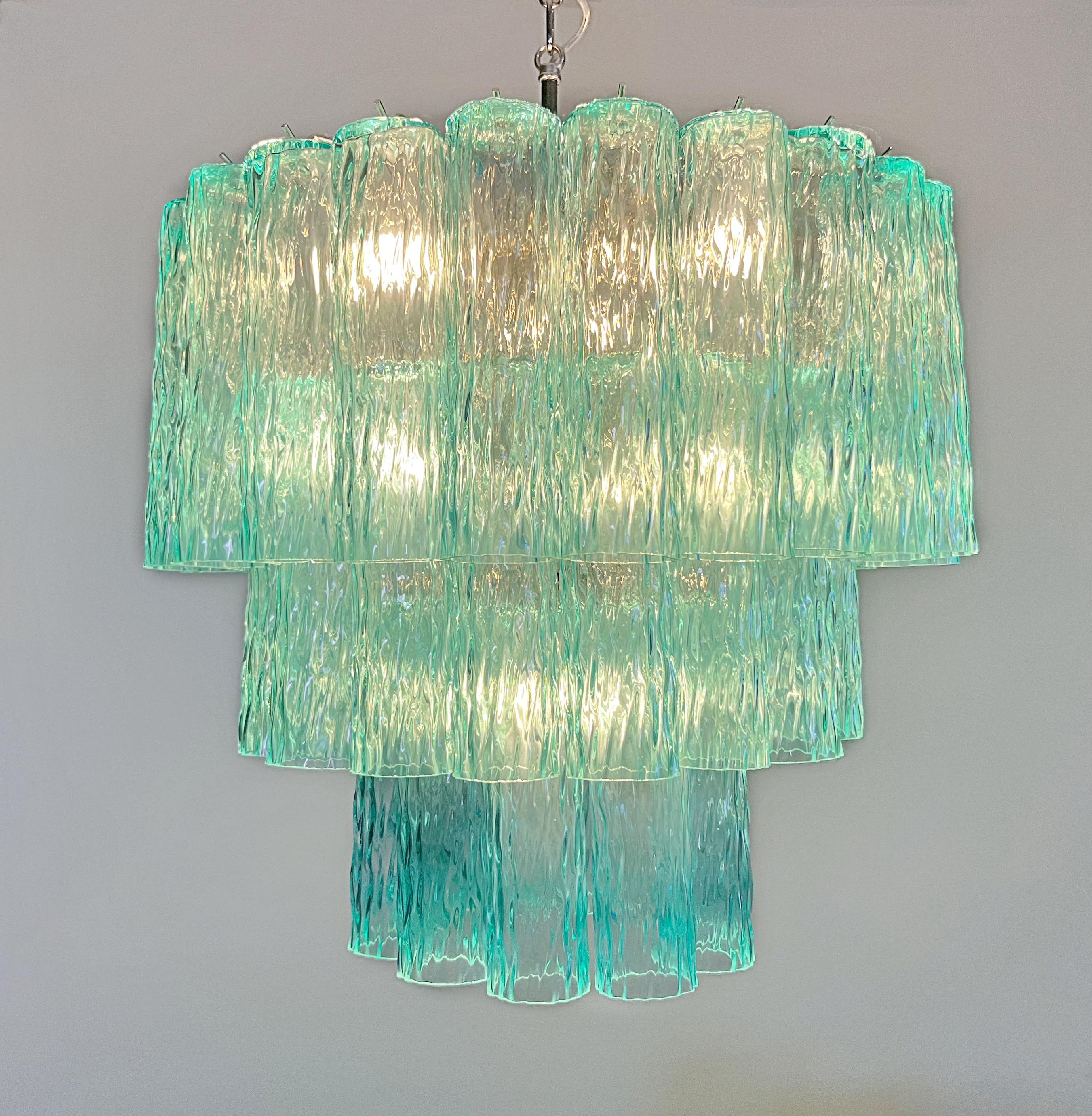 Grande a tre piani di Venini Murano  Lampadario a tubo di vetro turchese in vendita 9