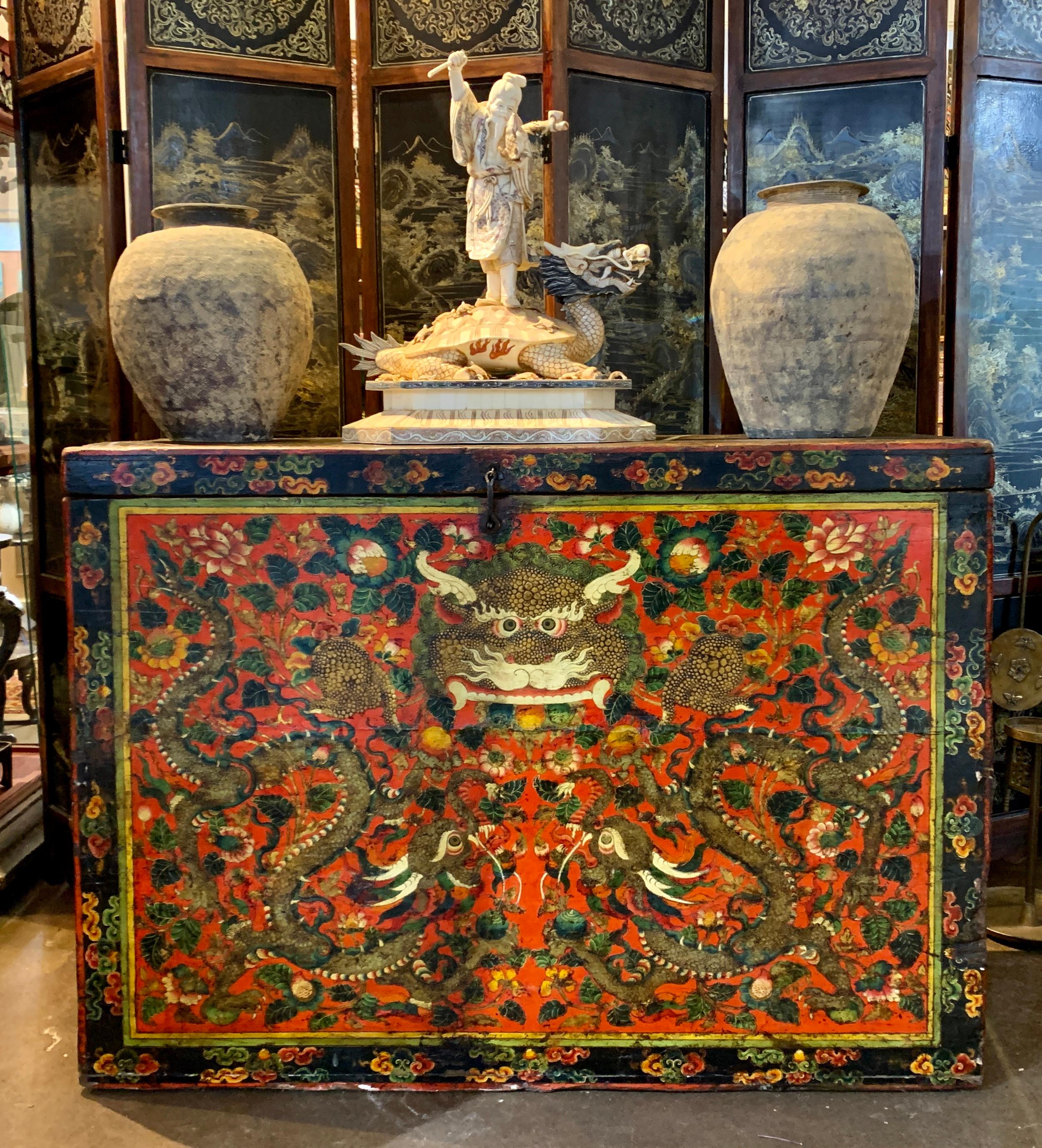 Large Tibetan Red Painted Storage Trunk with Kirtimukha, circa 1900, Tibet For Sale 8