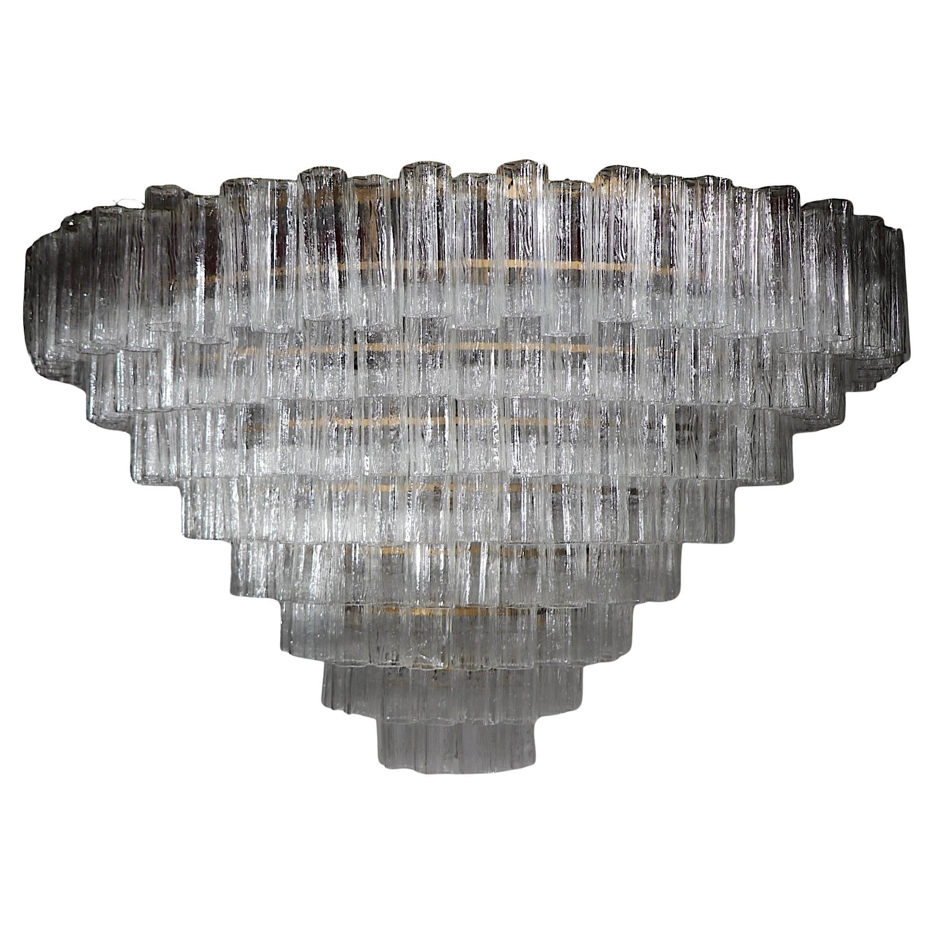 Grande Cascade à étages  Lustre encastré avec abat-jour Tronchi en verre de Murano en vente