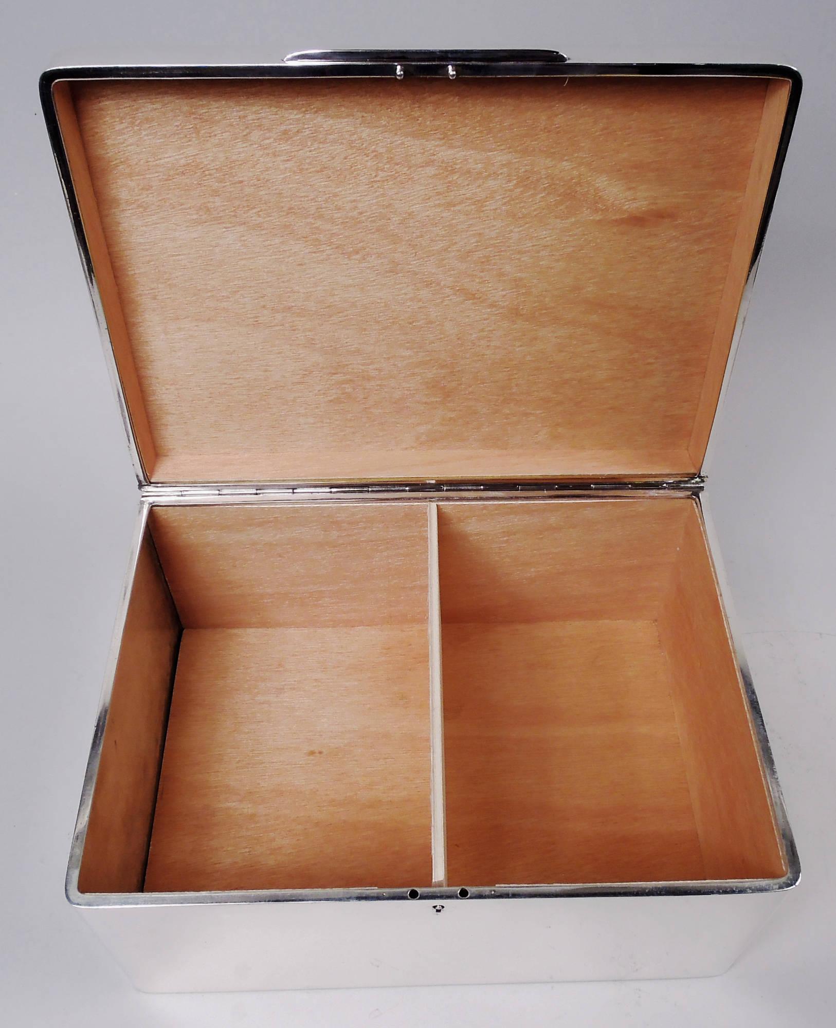 Caja para puros grande de plata de ley Tiffany American Modern en venta 1
