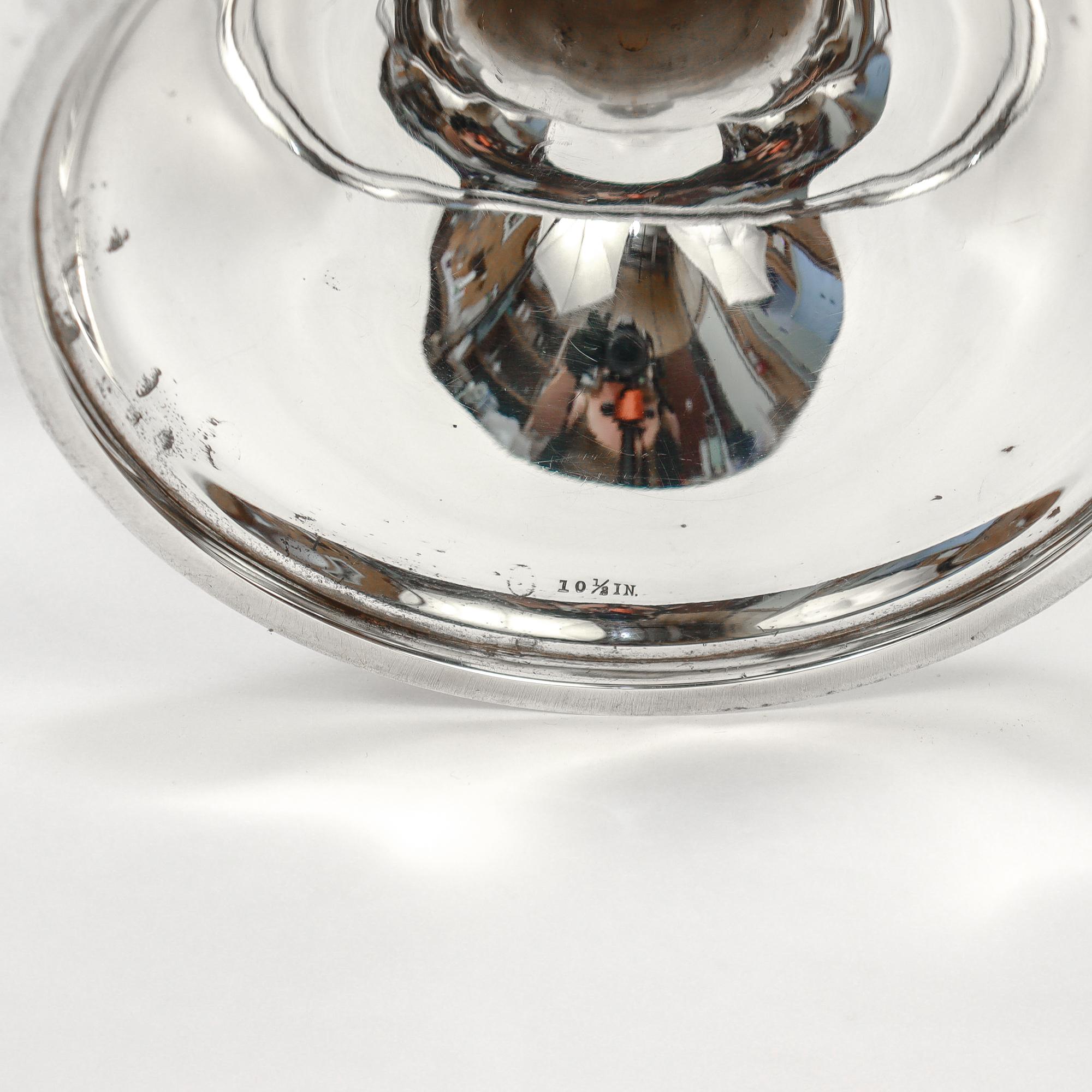 Große Tiffany & Co. Mitte des Jahrhunderts Sterling Silber Kompott oder Kuchen Stand im Angebot 6