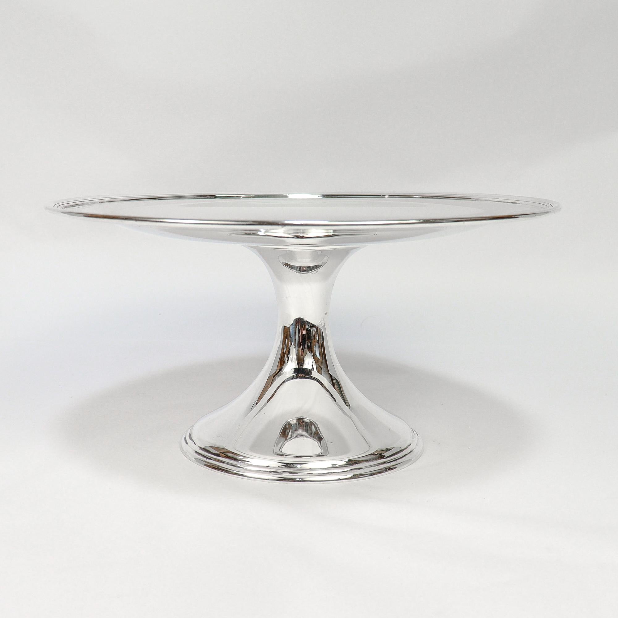 Große Tiffany & Co. Mitte des Jahrhunderts Sterling Silber Kompott oder Kuchen Stand (Sterlingsilber) im Angebot