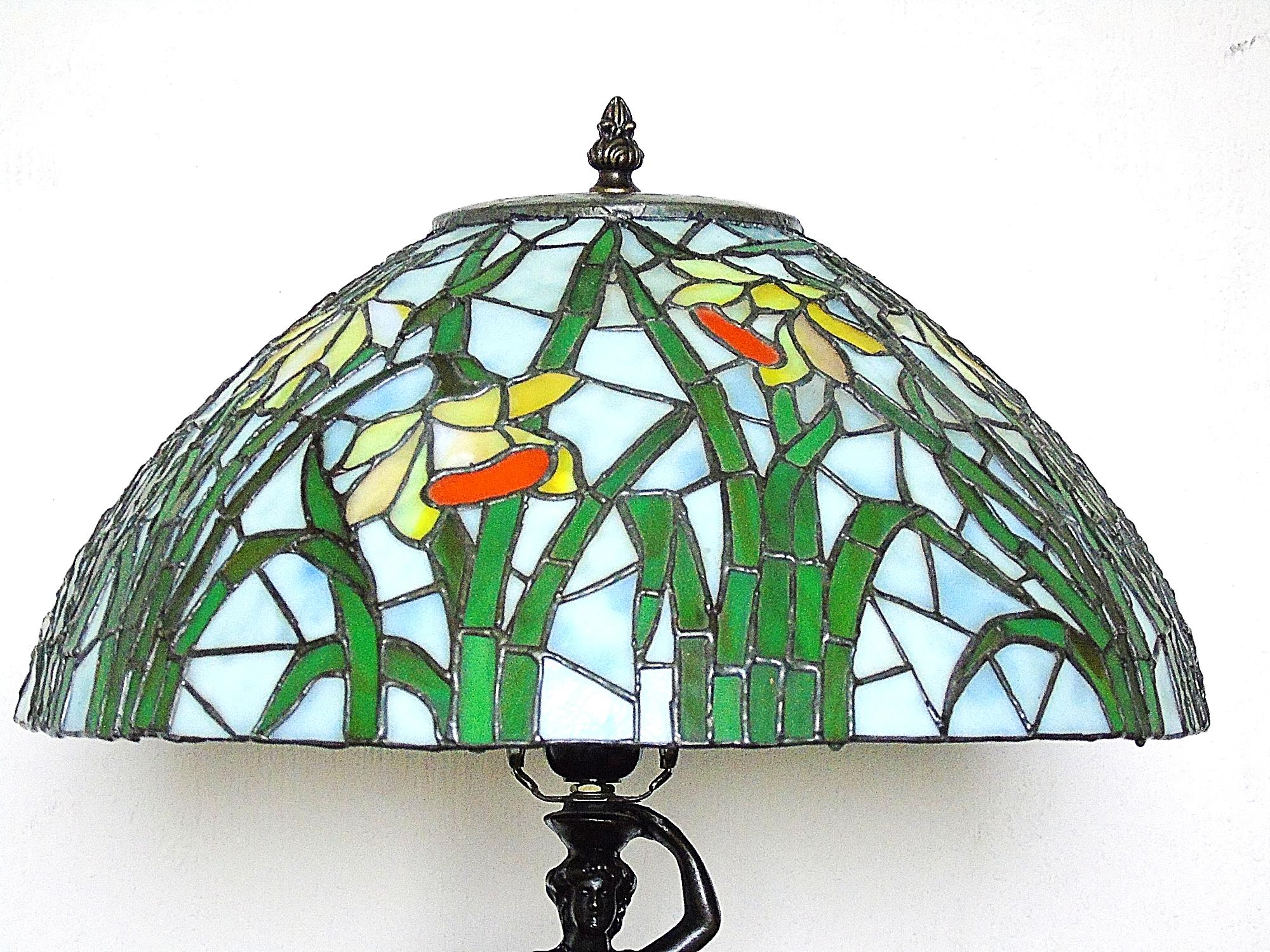 European Large Tiffany Style Table Lamp, 1970s