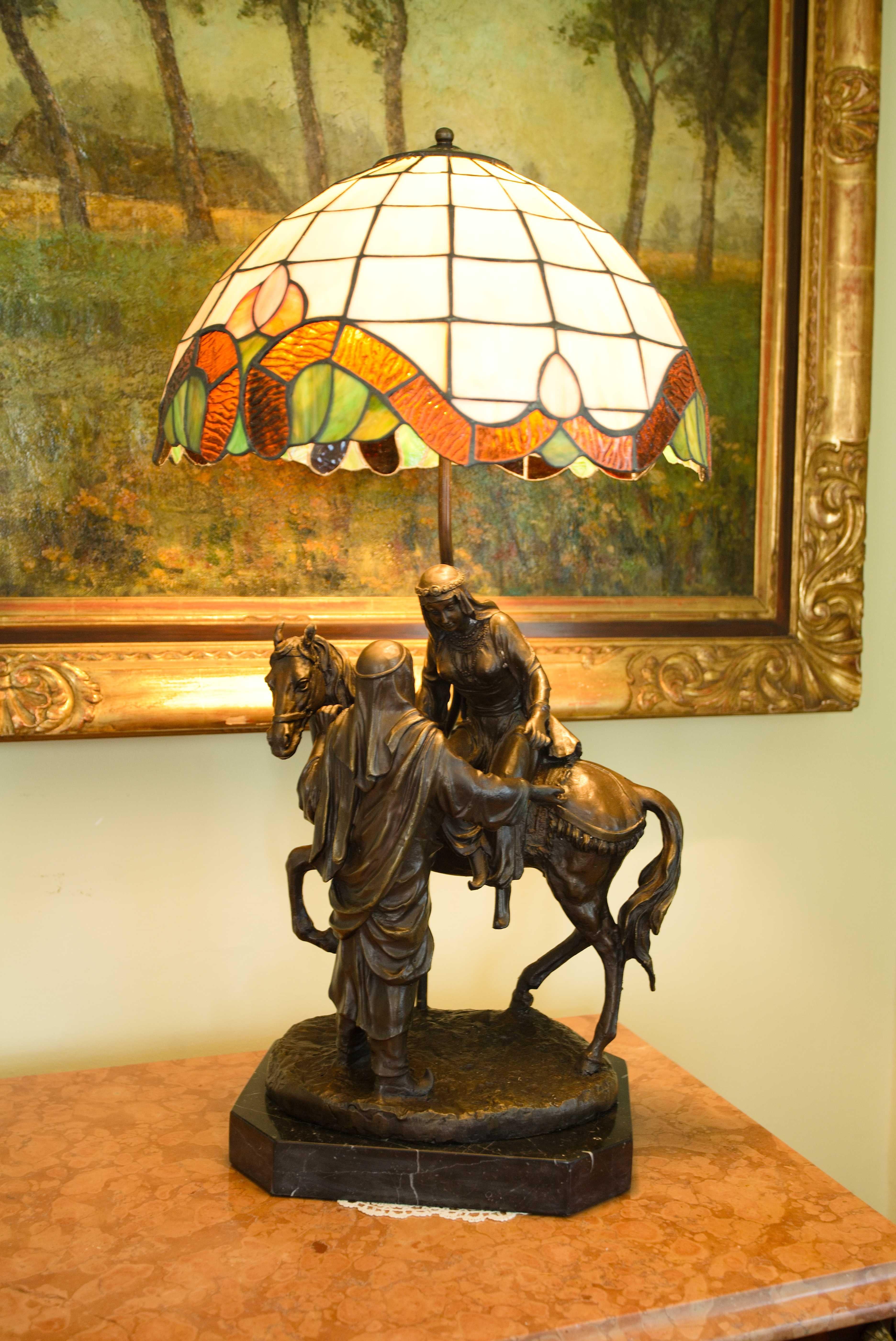 Large Tiffany table lamp. At 75 cm For Sale 3