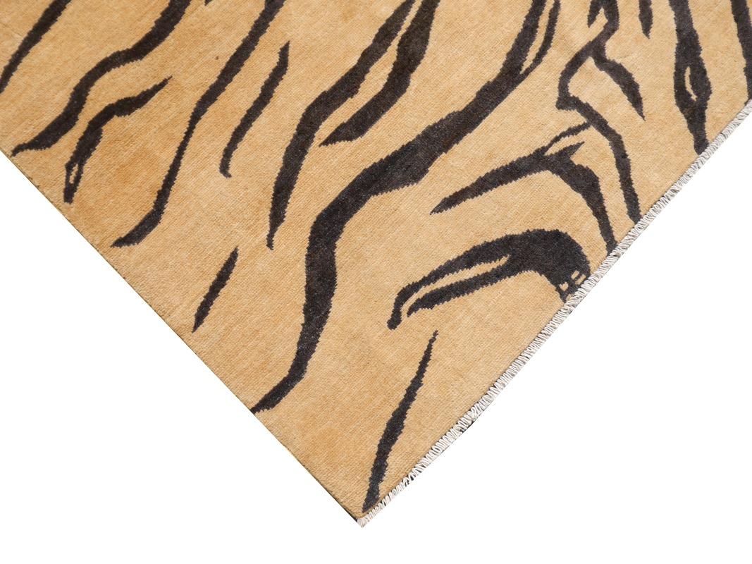 Großer Tiger-Teppich aus Wolle, handgeknüpft, Art déco-Design von Djoharian Collection im Angebot 7