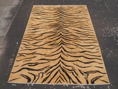 Grand tapis tibétain noué à la main collection Djoharian 8 x 11 pieds motif tibétain