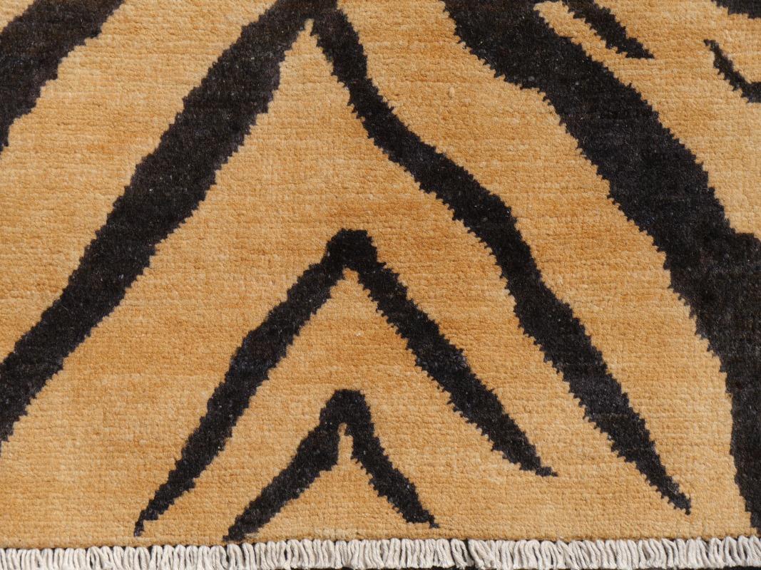 Großer Tiger-Teppich aus Wolle, handgeknüpft, Art déco-Design von Djoharian Collection im Angebot 2