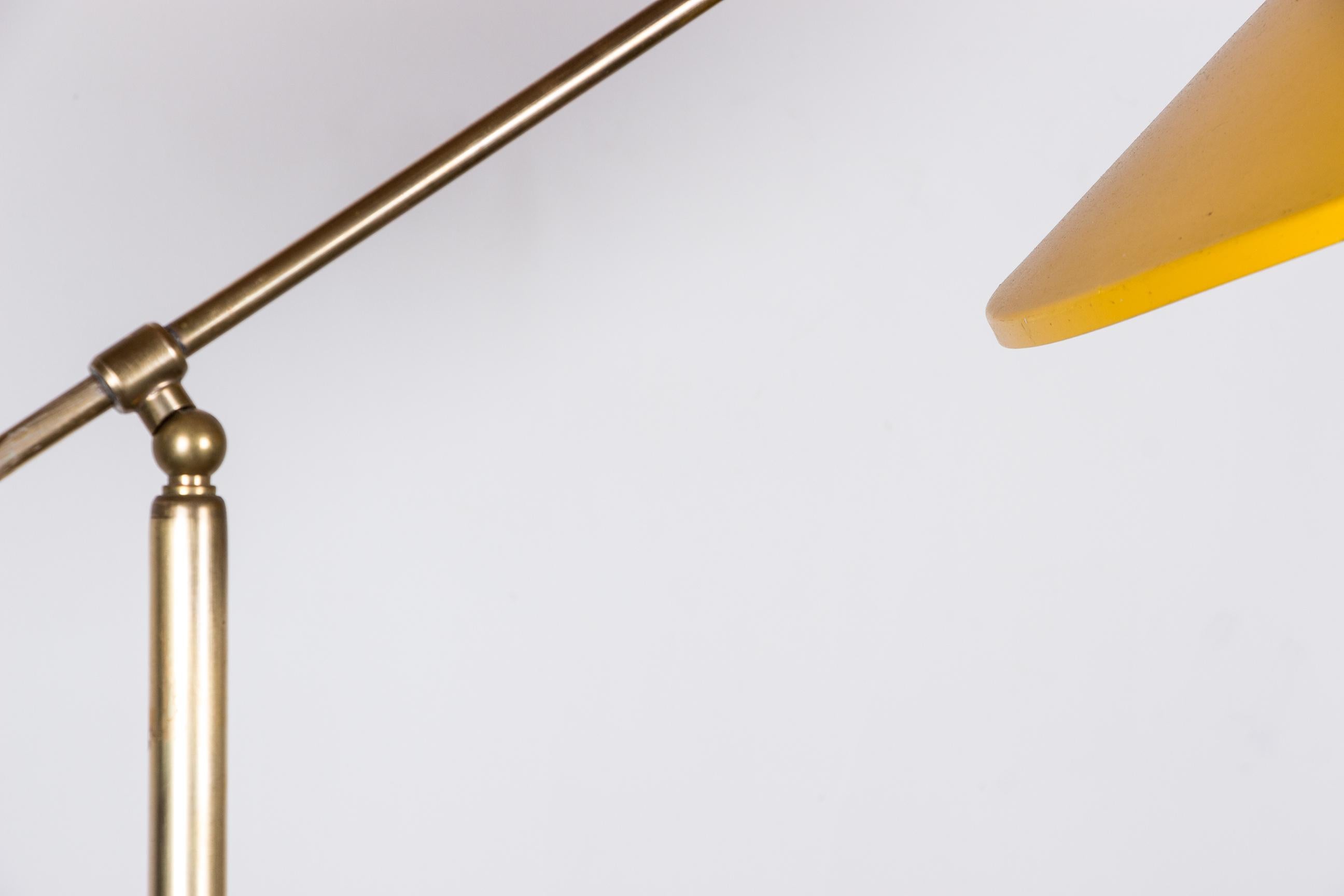 Large tilting Italian floor lamp in Brass, Metal and white Marble by Stilnovo. 1