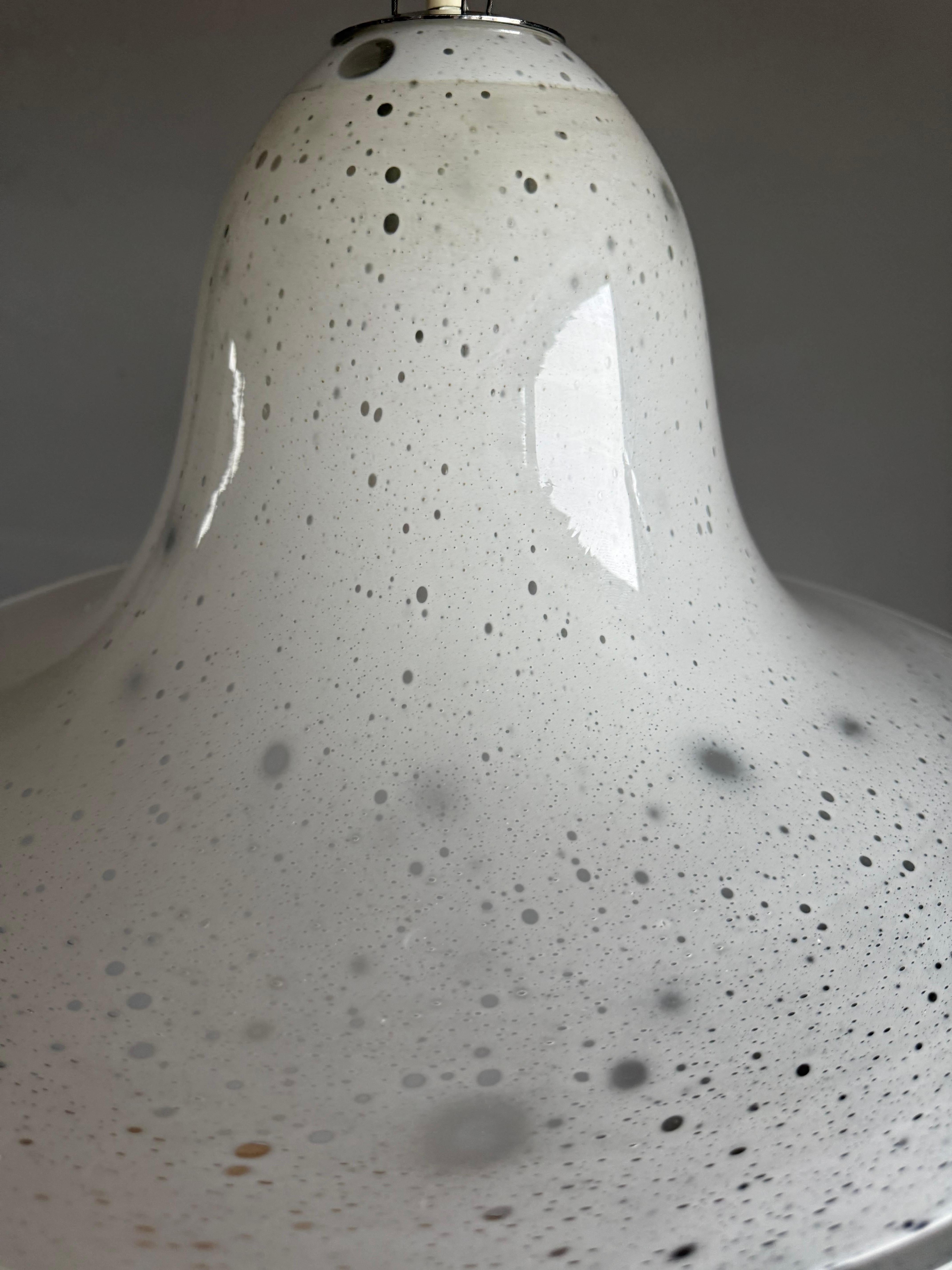 Timeless Venetian Murano Pendant Light,  Verre soufflé à la bouche avec points de Barbini en vente 3