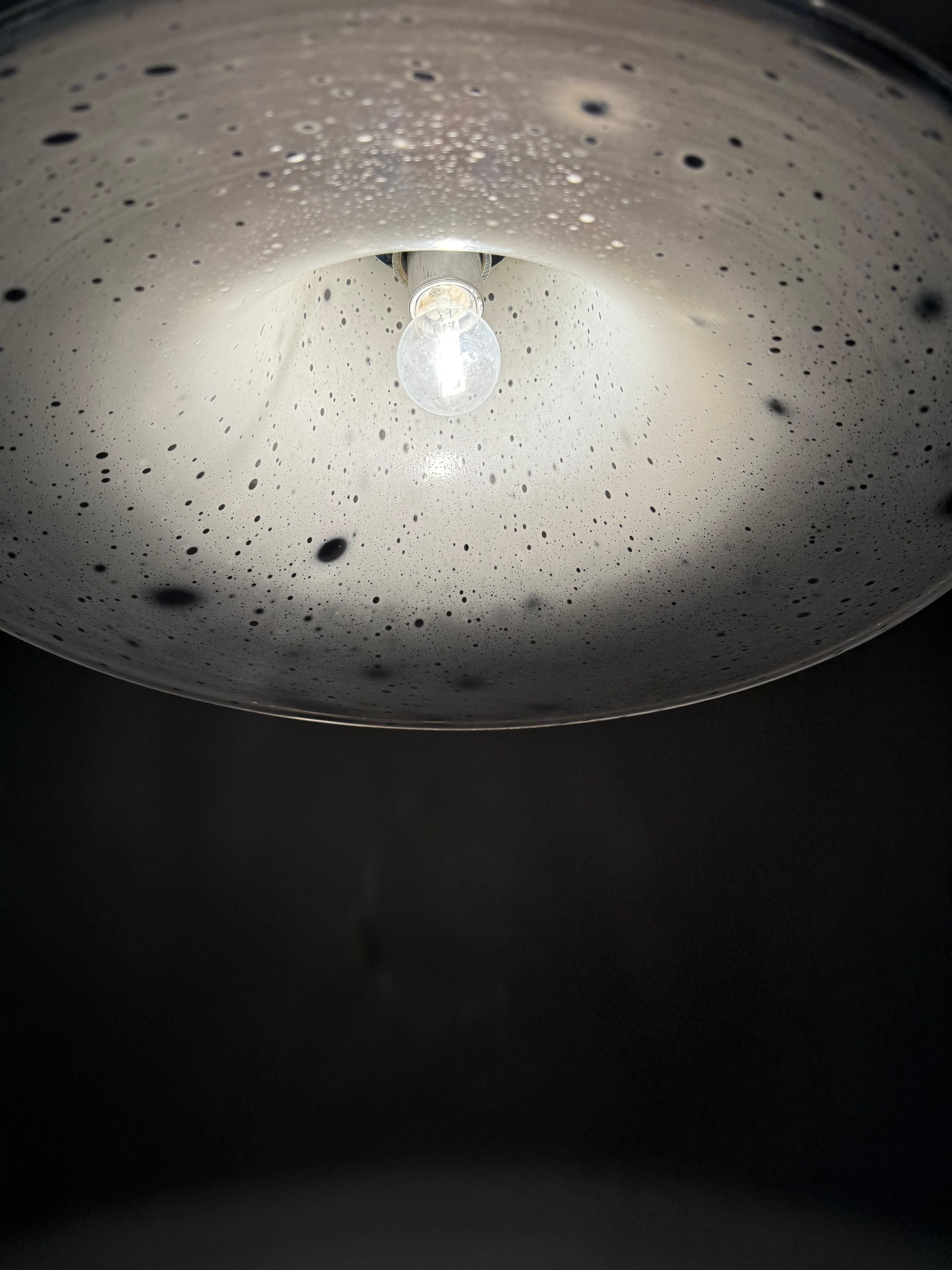 Timeless Venetian Murano Pendant Light,  Verre soufflé à la bouche avec points de Barbini en vente 11