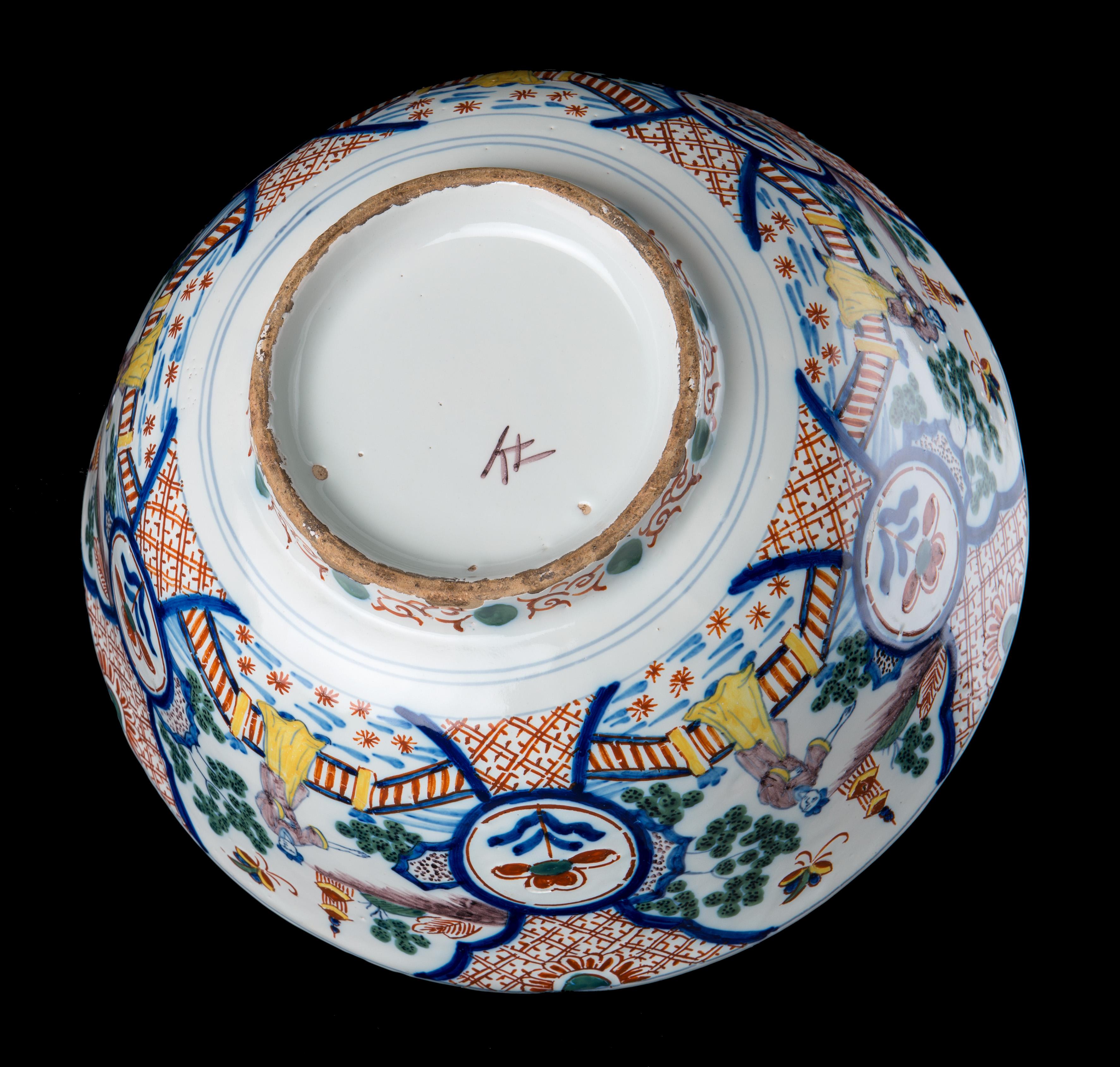 20th Century Large Tin-Glazed Bowl in the Style of Old Dutch Delftware For Sale
