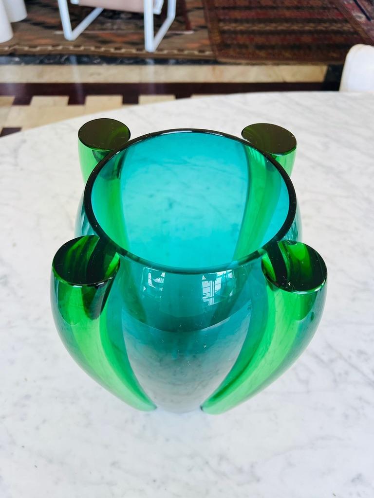Style international Grand vase vert en verre de Murano 