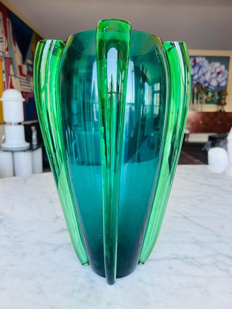 Autre Grand vase vert en verre de Murano 