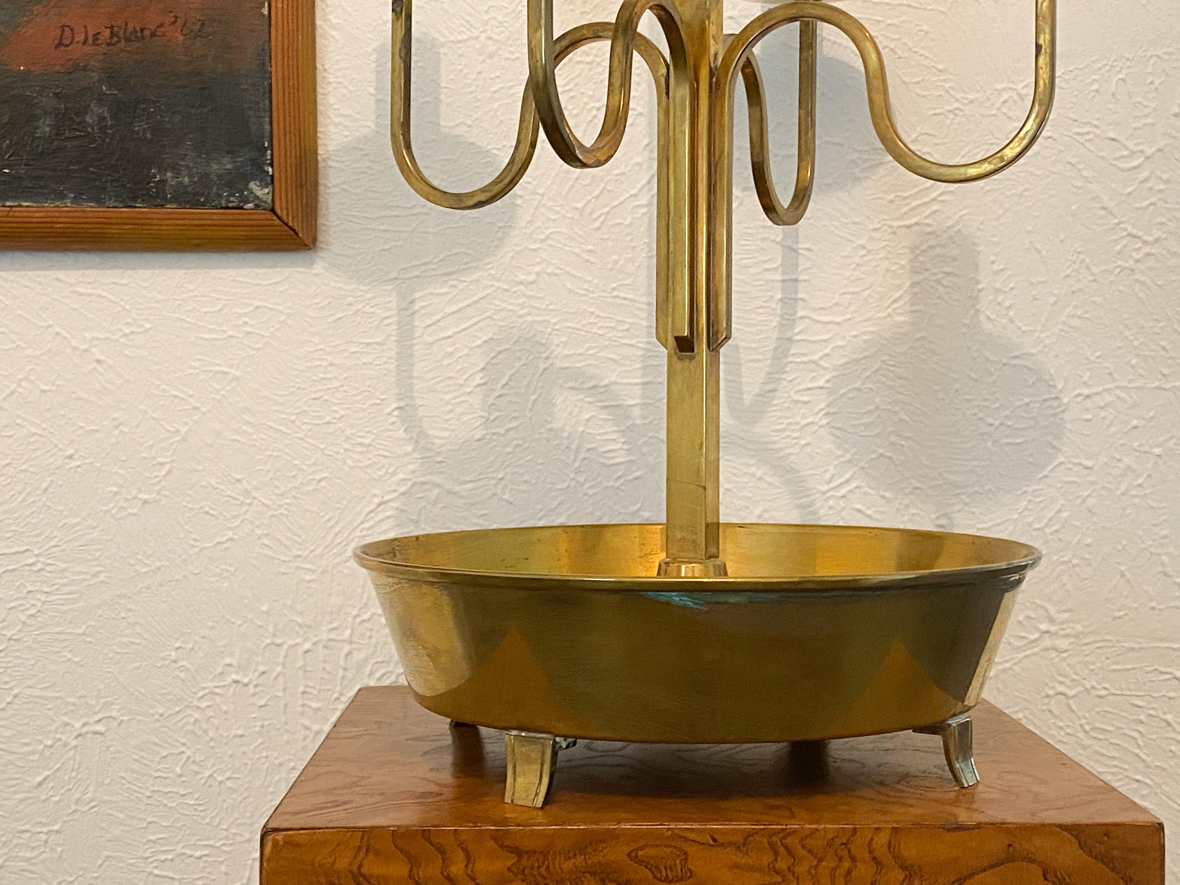 Large Tommi Parzinger Candelabra for Dorlyn 1950s In Good Condition For Sale In Round Rock, TX