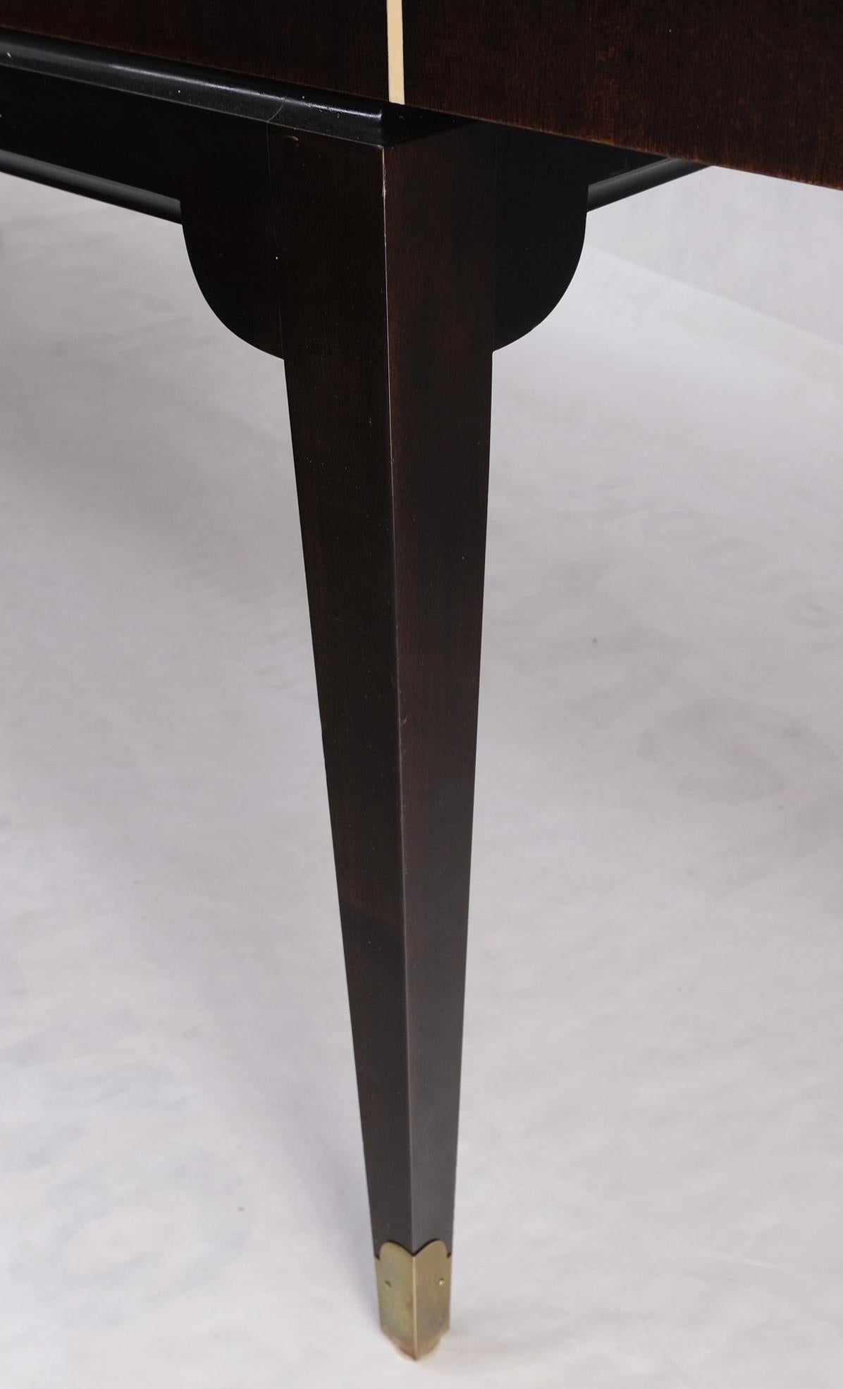 Large Tommi Parzinger Lacquered Mahogany Brass Feet Tapered Legs Dining Table In Good Condition For Sale In Rockaway, NJ