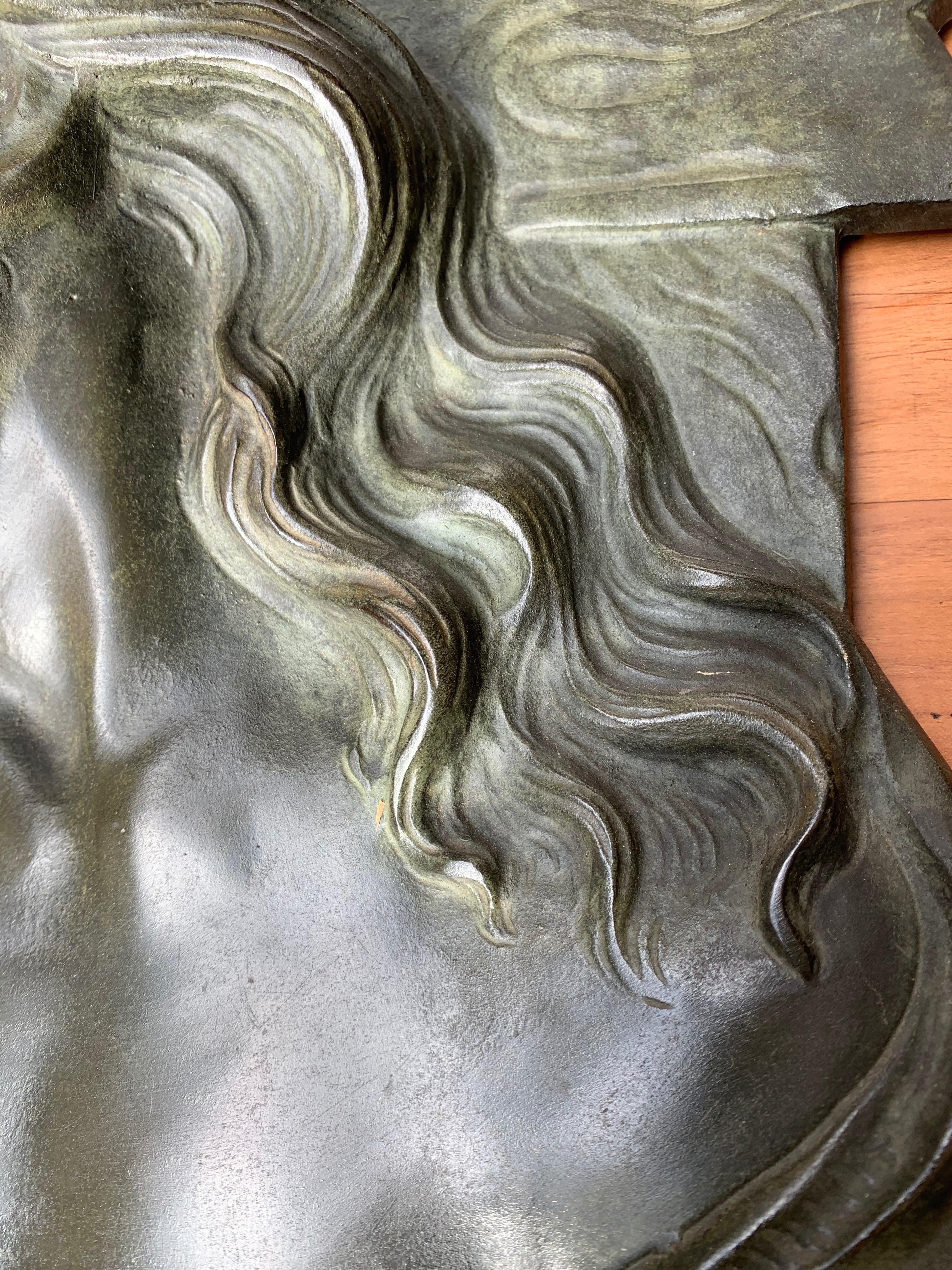 Große & Top Qualität Bronze Art Deco Wandtafel /Skulptur von Christus von S. Norga im Angebot 7