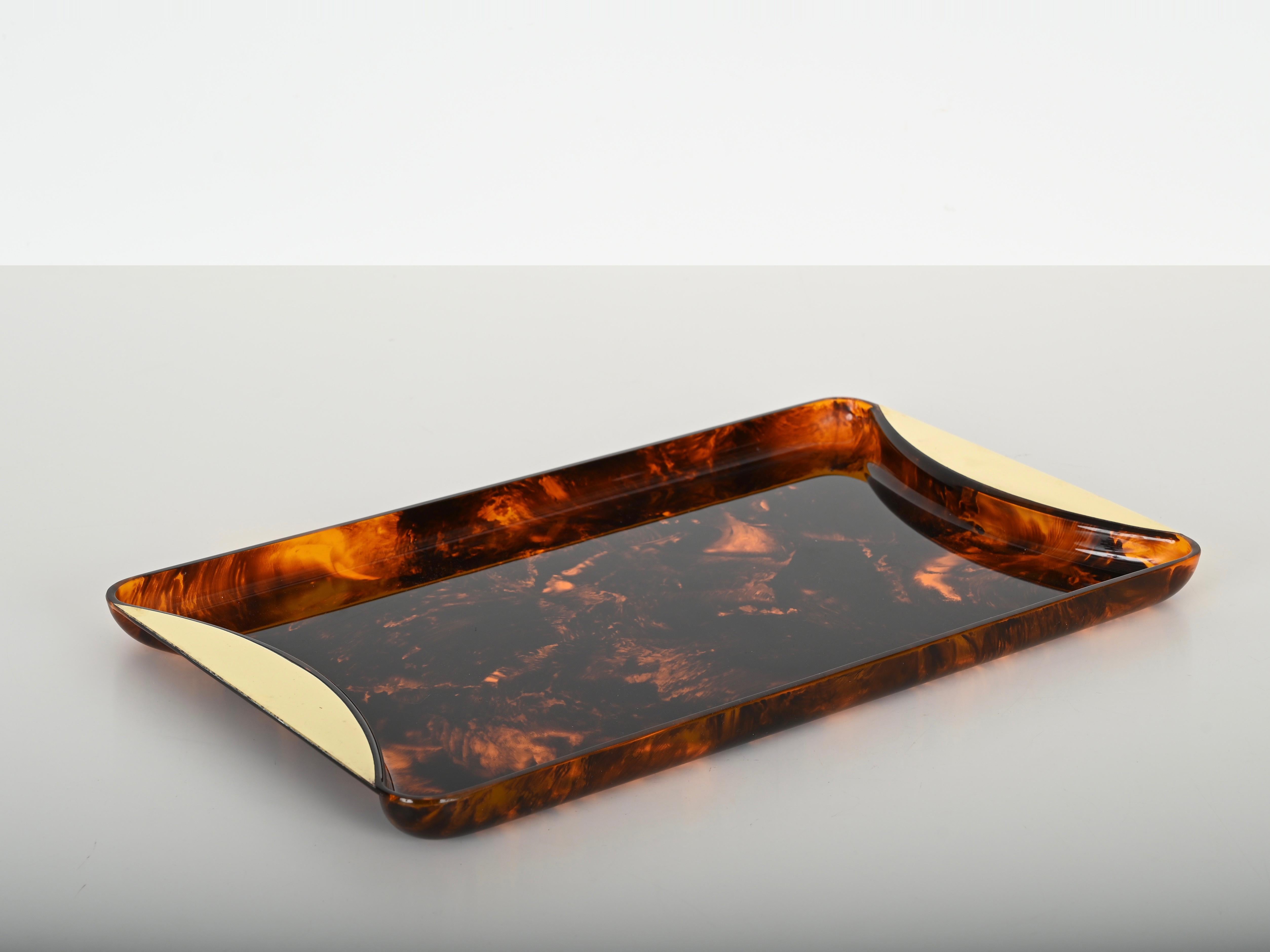Large Tortoiseshell Effect Lucite and Brass Serving Tray by Guzzini, Italy 1970 For Sale 3