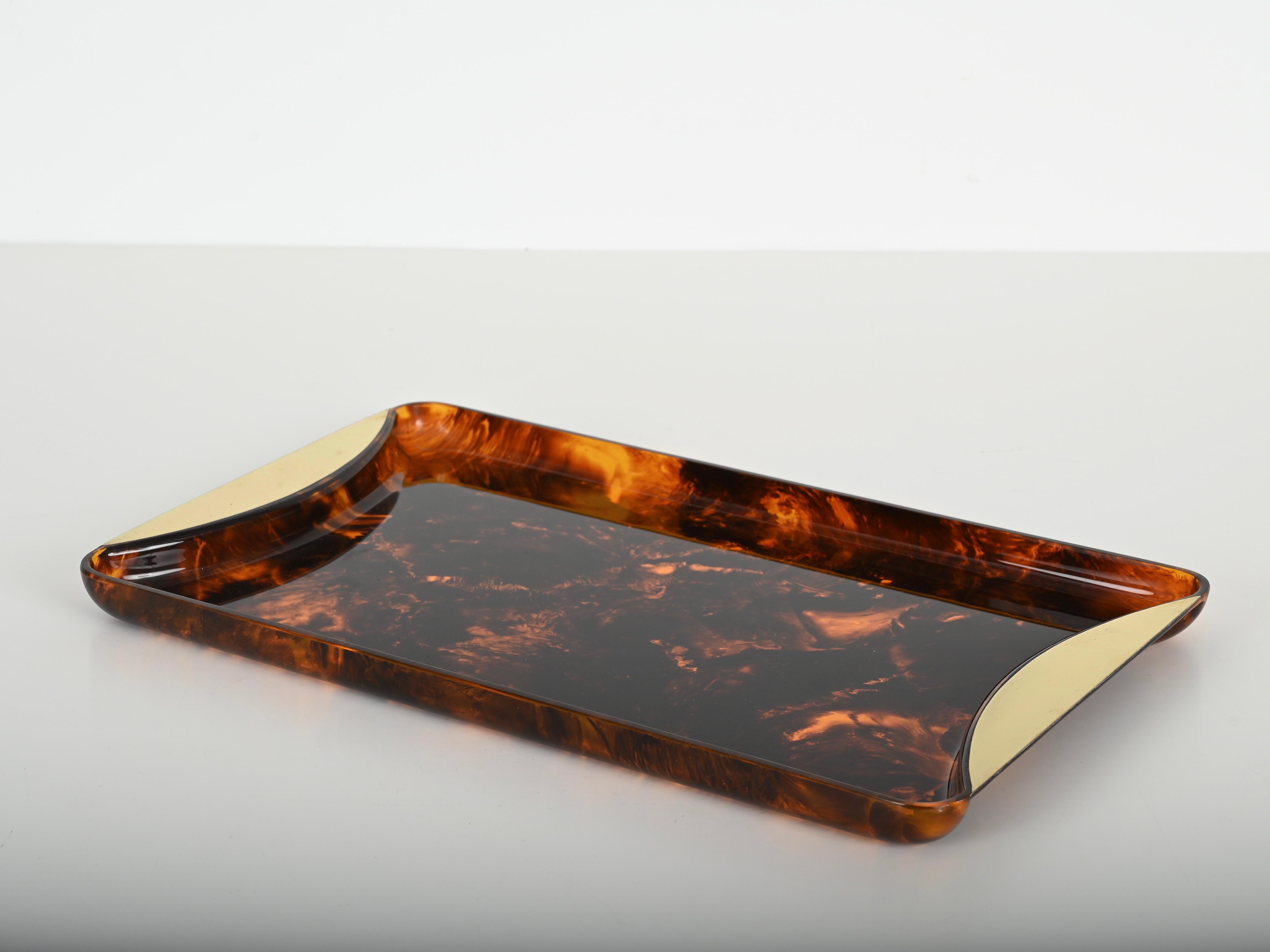 20th Century Large Tortoiseshell Effect Lucite and Brass Serving Tray by Guzzini, Italy 1970 For Sale