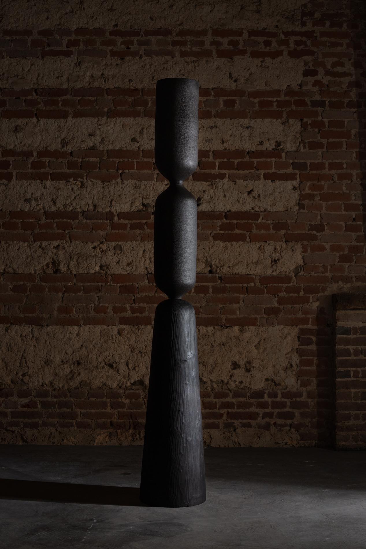 Grande Totem di carbonio di Maxence de Bagneux in vendita 10