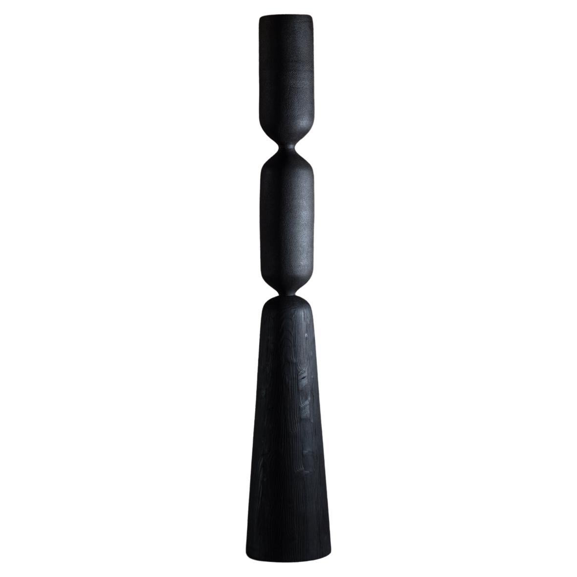 Tótem grande de carbono de Maxence De Bagneux