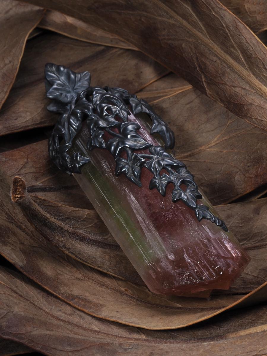 Large Tourmaline Crystal Silver necklace Ivy lotr style Wedding anniversary gift For Sale 2