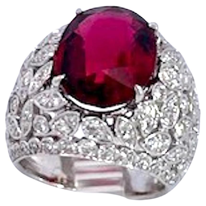 Anello grande con tormalina e diamanti 18 carati