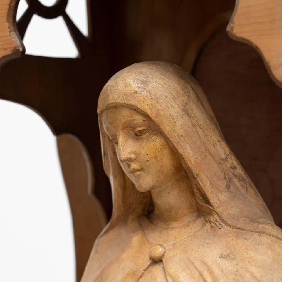 Large Traditional Figure of a Virgin in a Wood Niche, circa 1950 For Sale 9