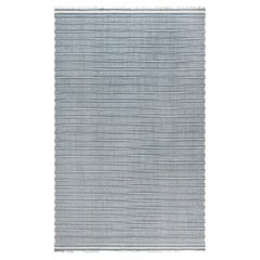 Alfombra grande Dhurrie azul moderna de estilo tradicional por Doris Leslie Blau