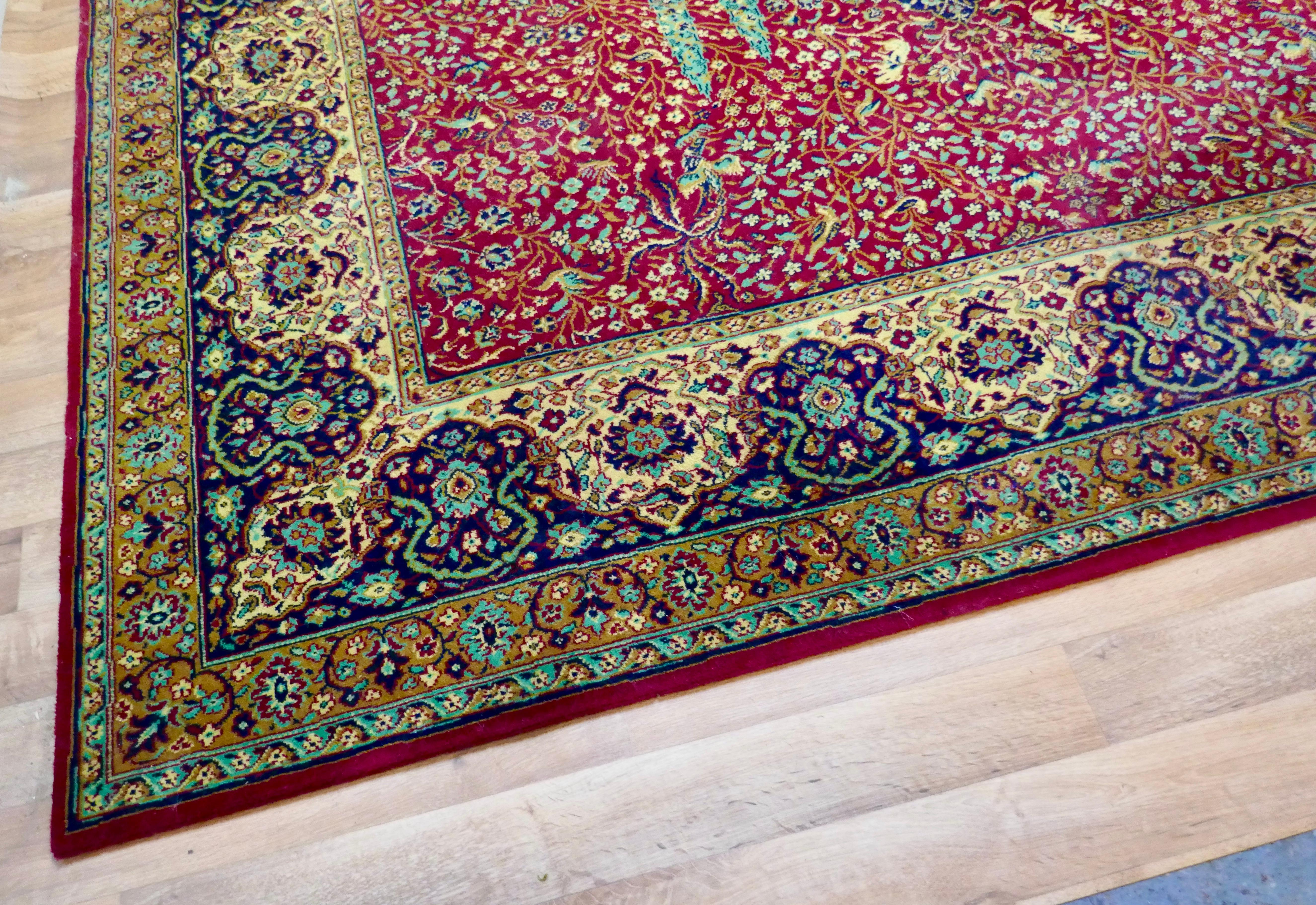 Large Traditional Tree of Life Red Wool Wilton Carpet In Good Condition In Chillerton, Isle of Wight