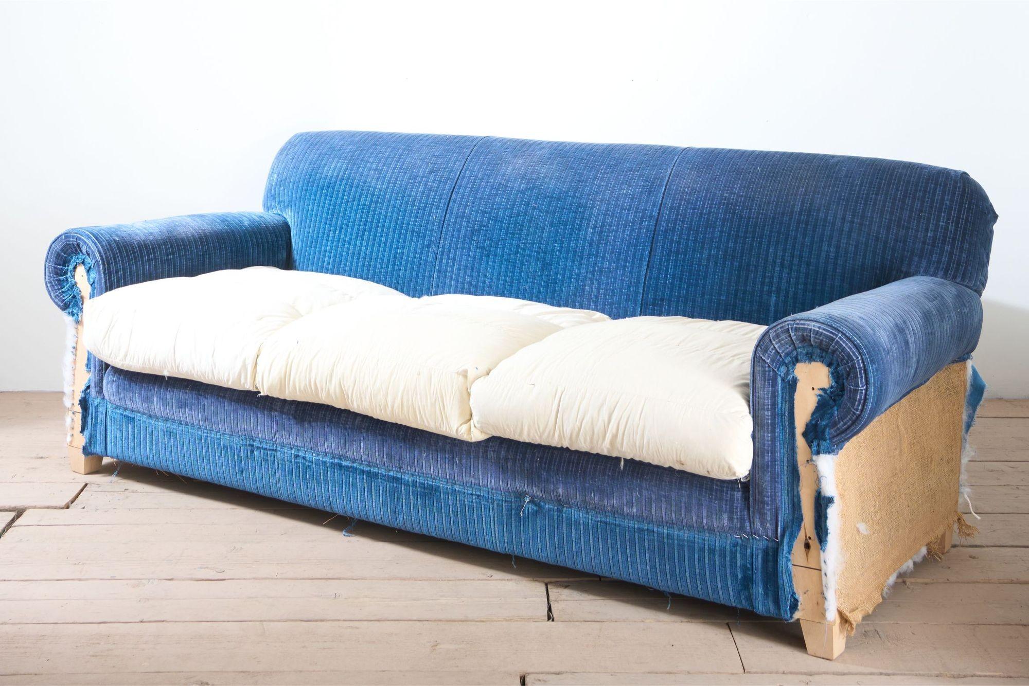 Gran sofá de casa de campo del siglo XX de fabricación tradicional - cordón azul Haya en venta