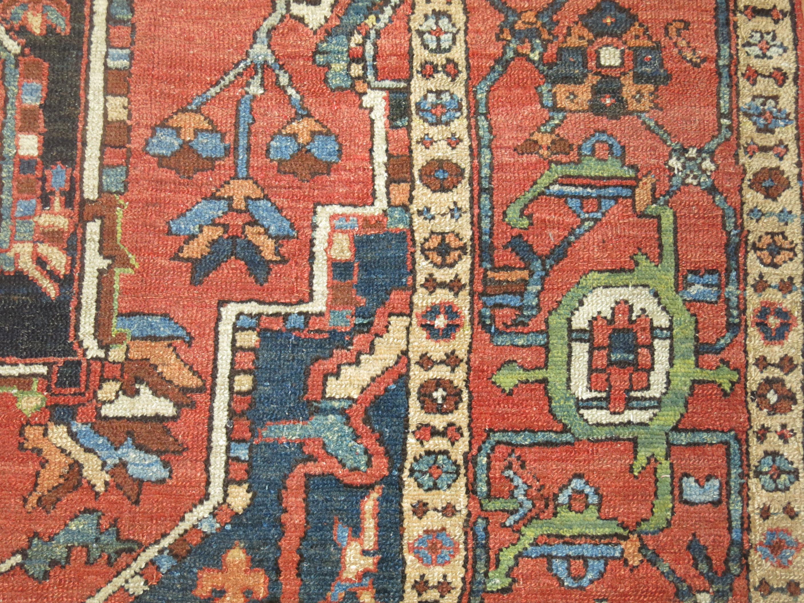 Large Traditonal Antique Persian Heriz Early 20th Century Rug For Sale 7