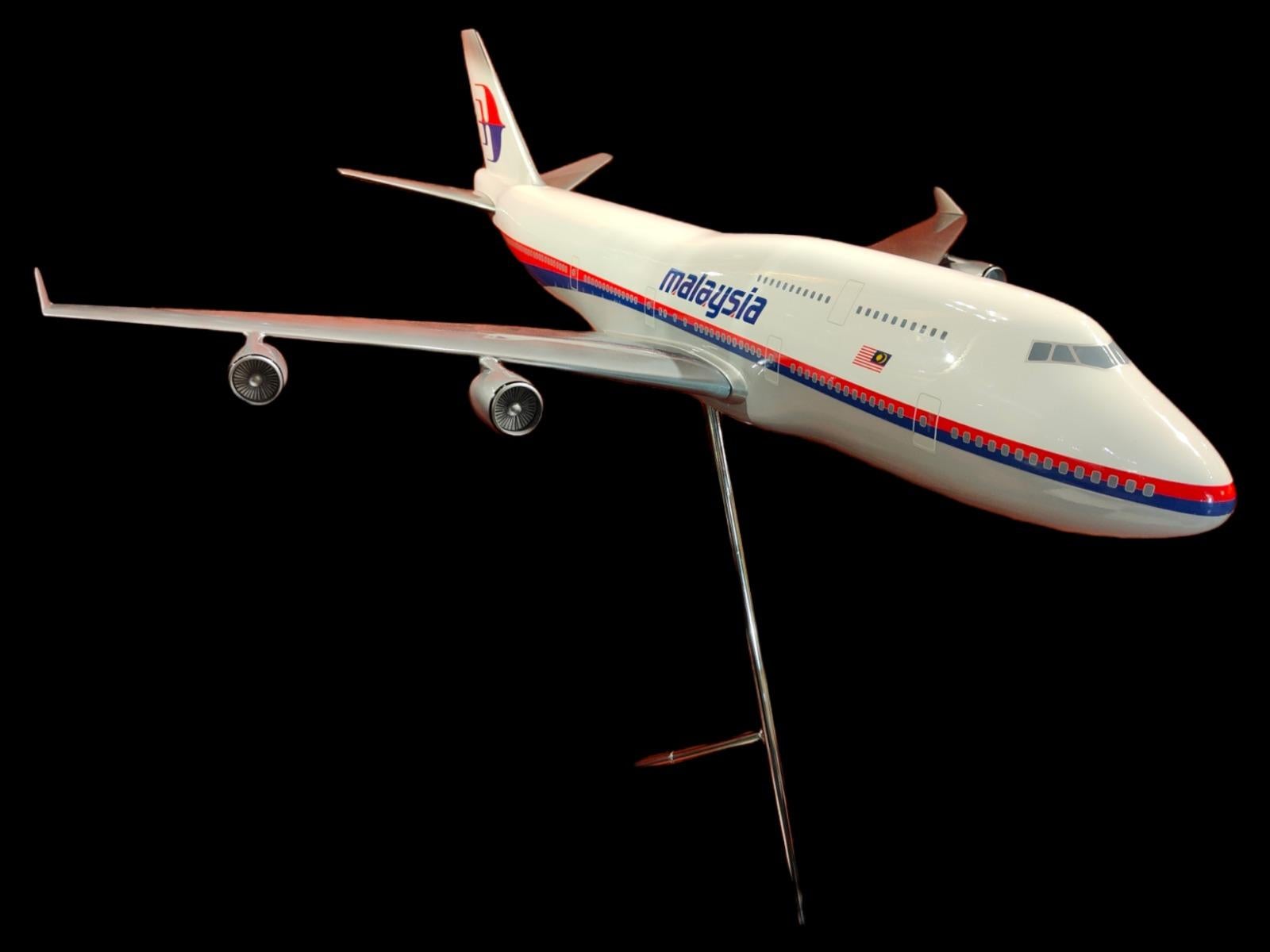 Moderne Grand avion de voyage d'agence des années 70 du 20e siècle en vente