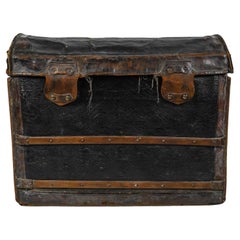Large Travel Trunk, Used Travel Trunk in Leather, Wood and Fabric, XIXth.