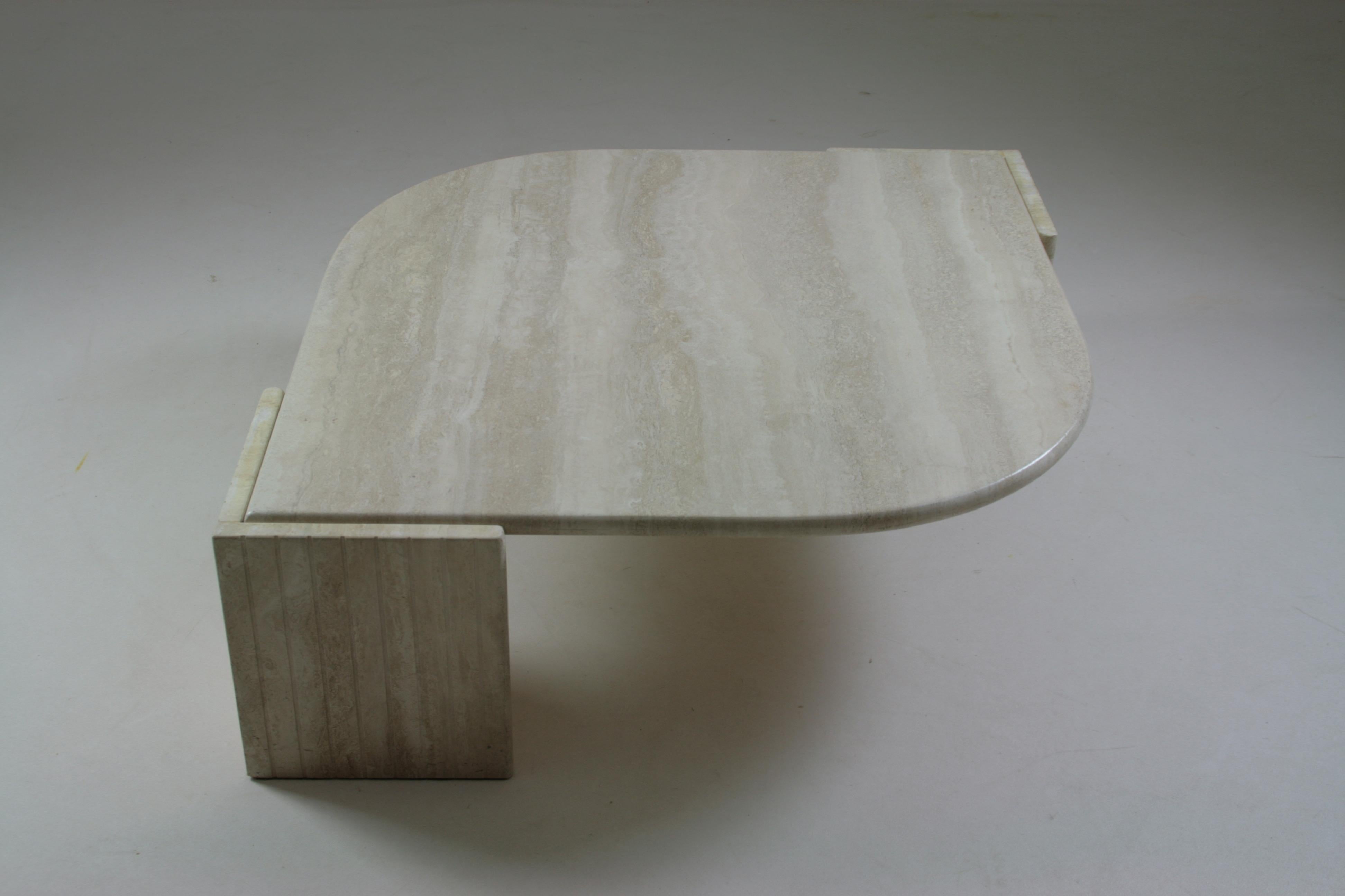 Large travertine coffee table, 1960s For Sale 8