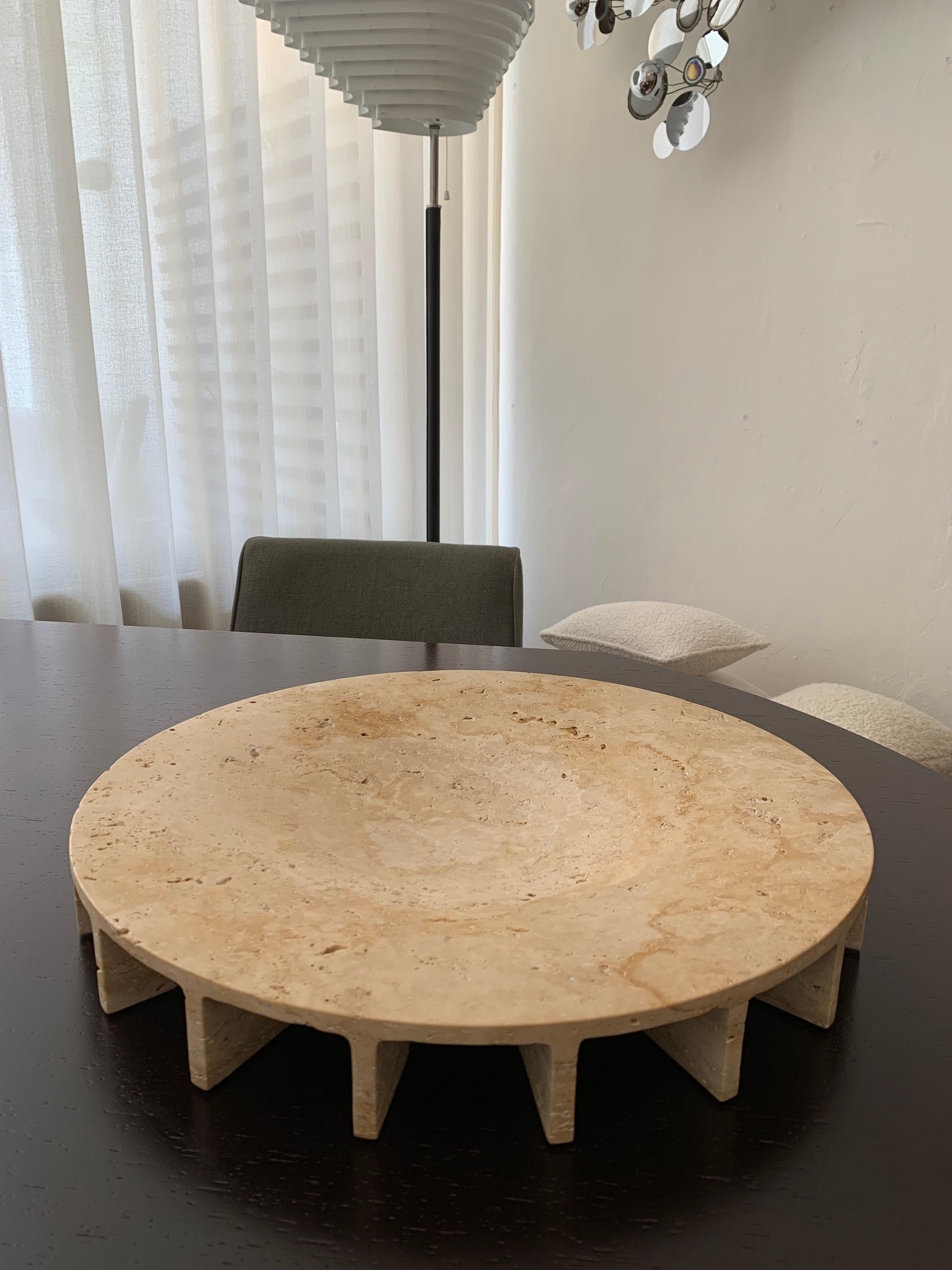 Large Travertine 'Ray' Bowl By Collection Particulière In Excellent Condition In Utrecht, NL