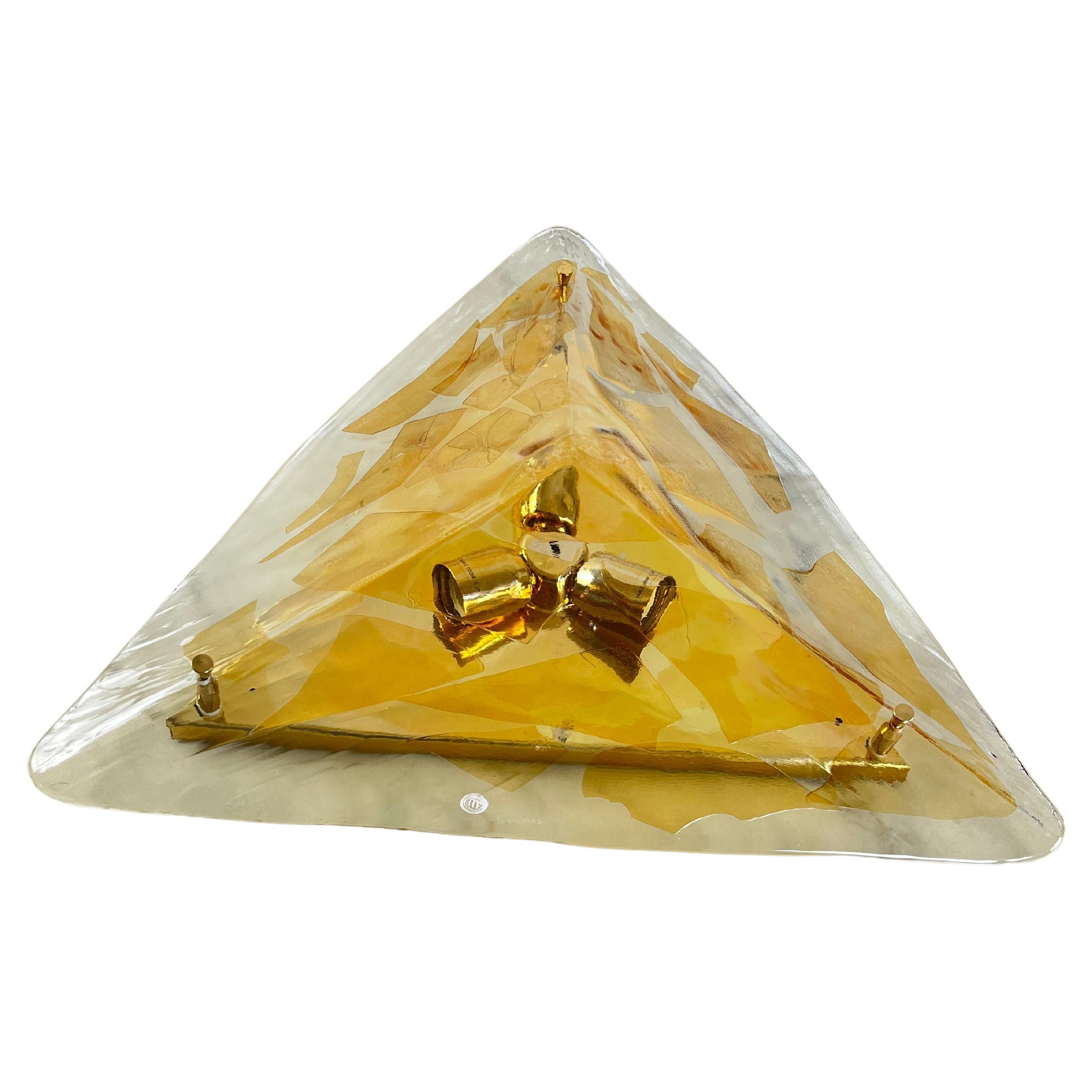 Gran lámpara de techo o aplique triangular de cristal de Murano La Murrina Años 80 en venta