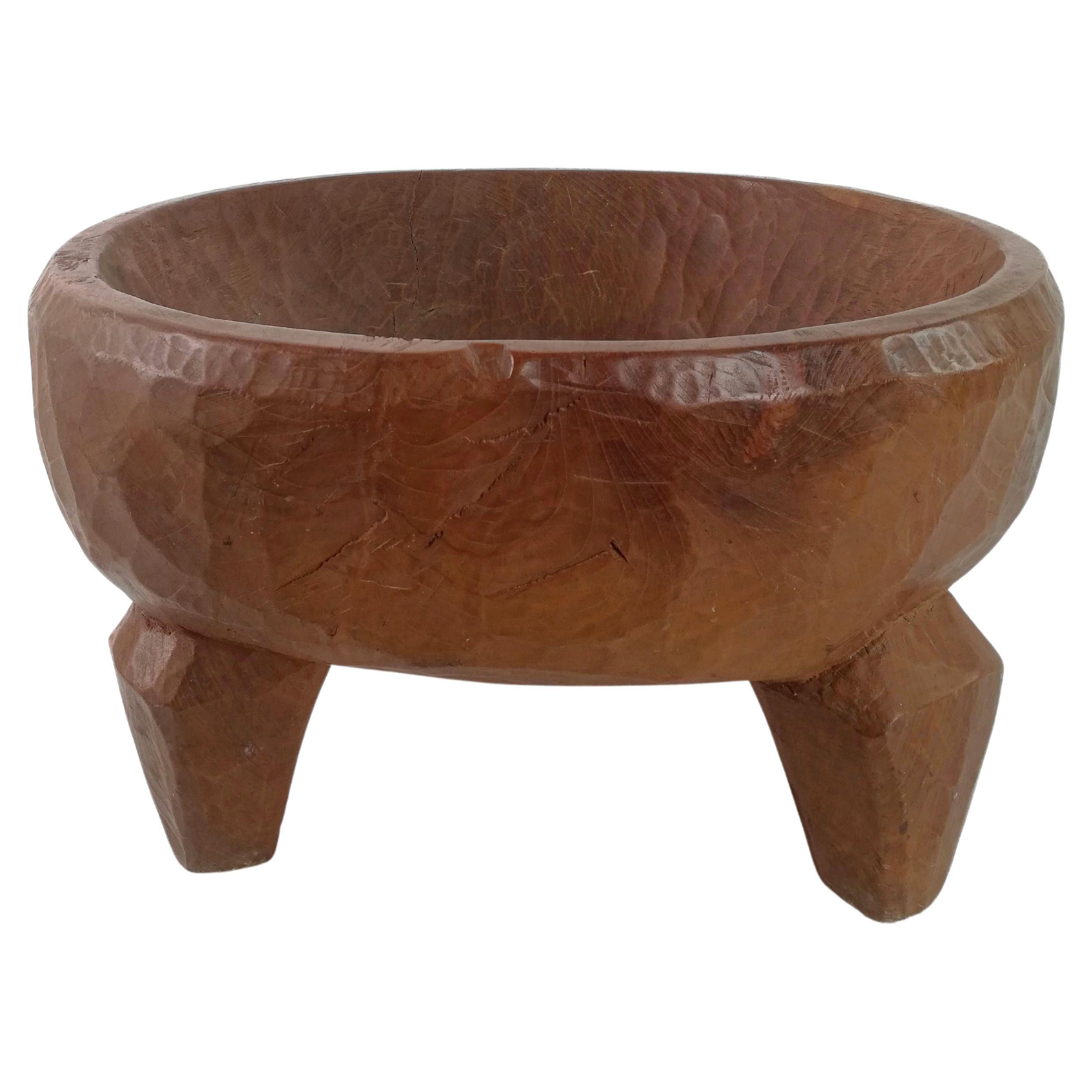 Large Tribal African bowl or Coffe Table in carved solid wood with legs
