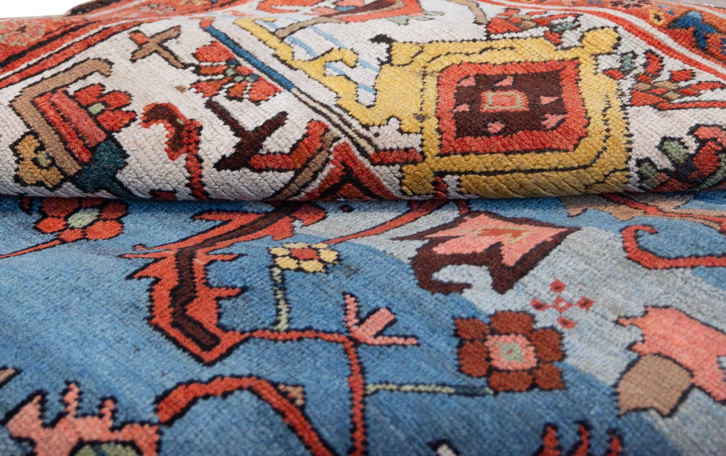 Large  Tribal Bakhaish rug  c.1890 siglo XIX en venta