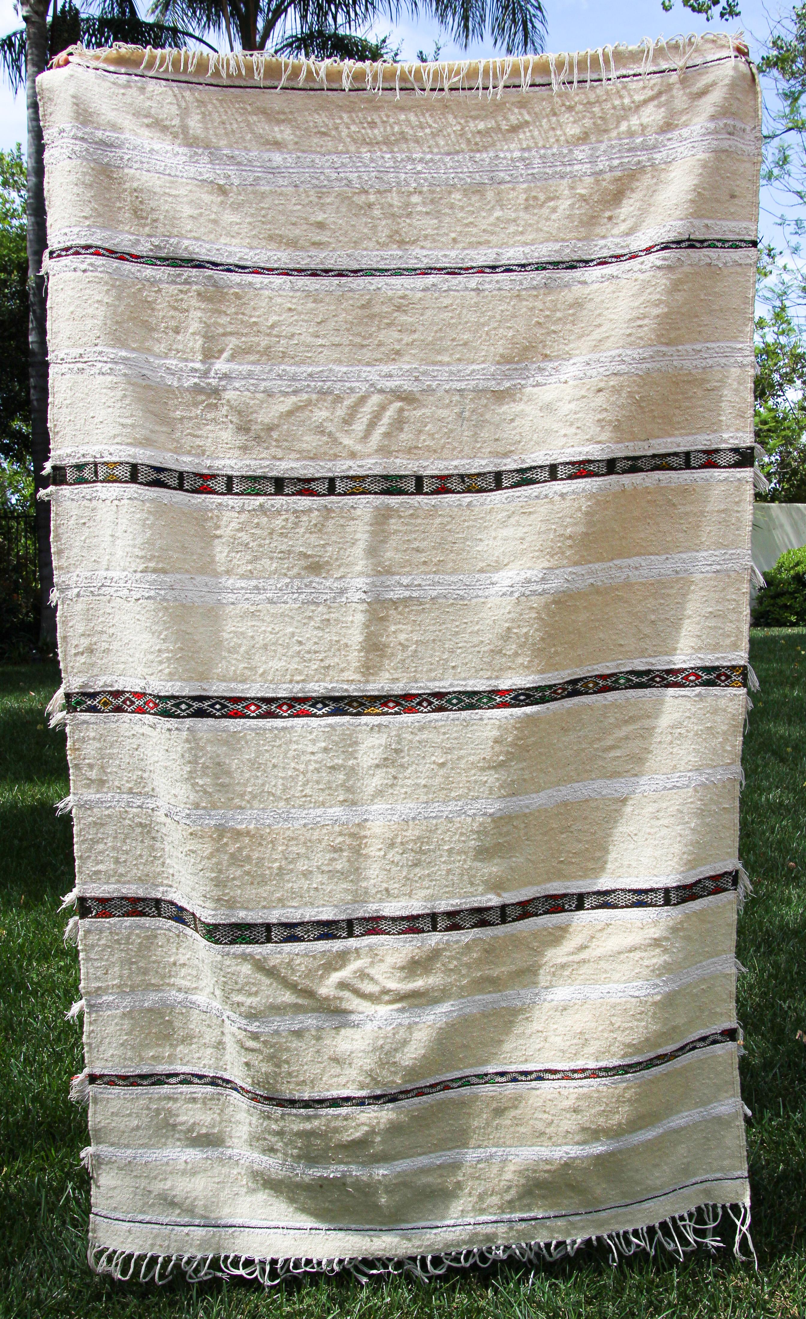 1960s Vintage Authentic Moroccan Wedding Blanket Throw with Sequins For Sale 1
