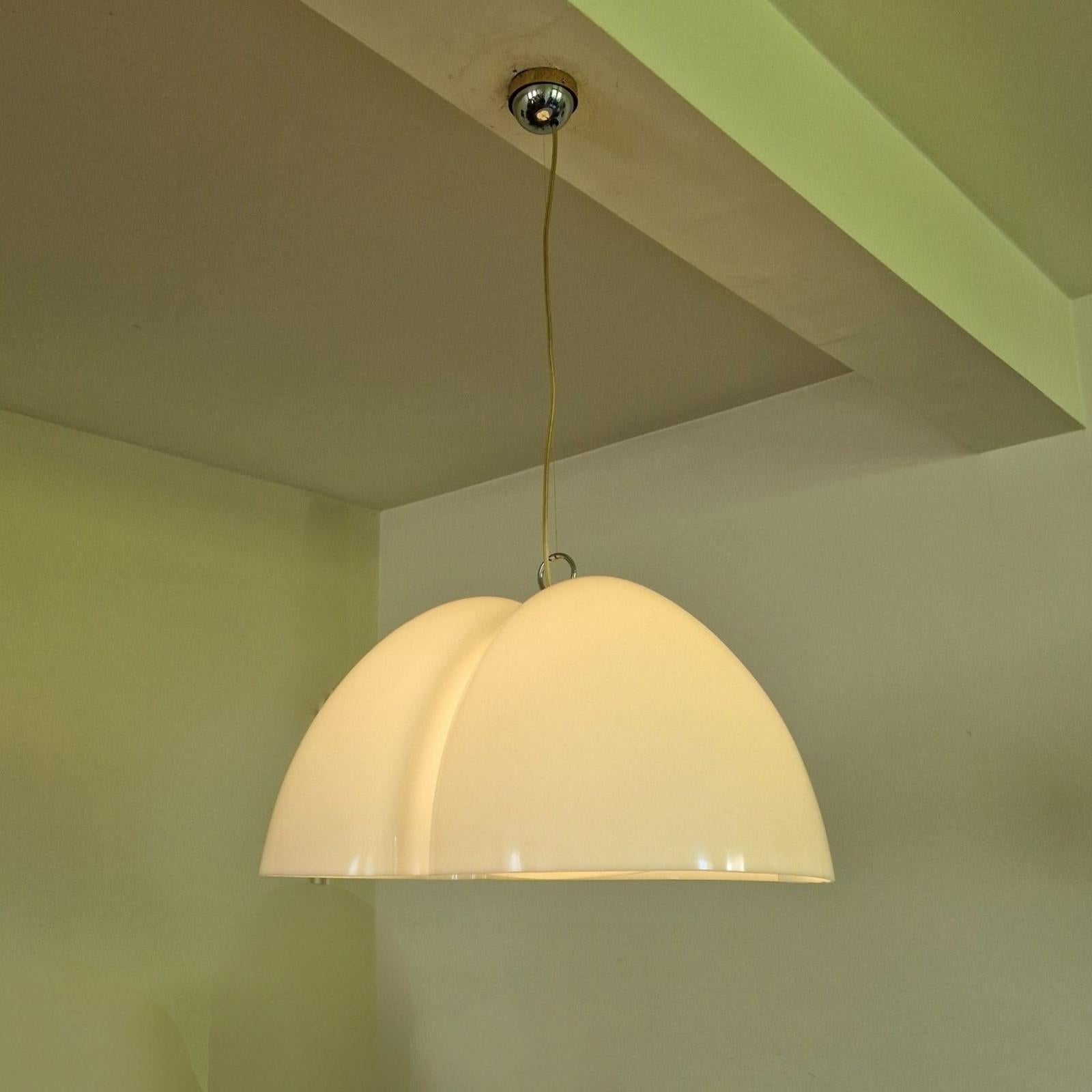 Grande lampe de l'ère spatiale Tricena d'Ingo Maurer pour M design, Allemagne, années 1970 Bon état - En vente à ECHT, NL
