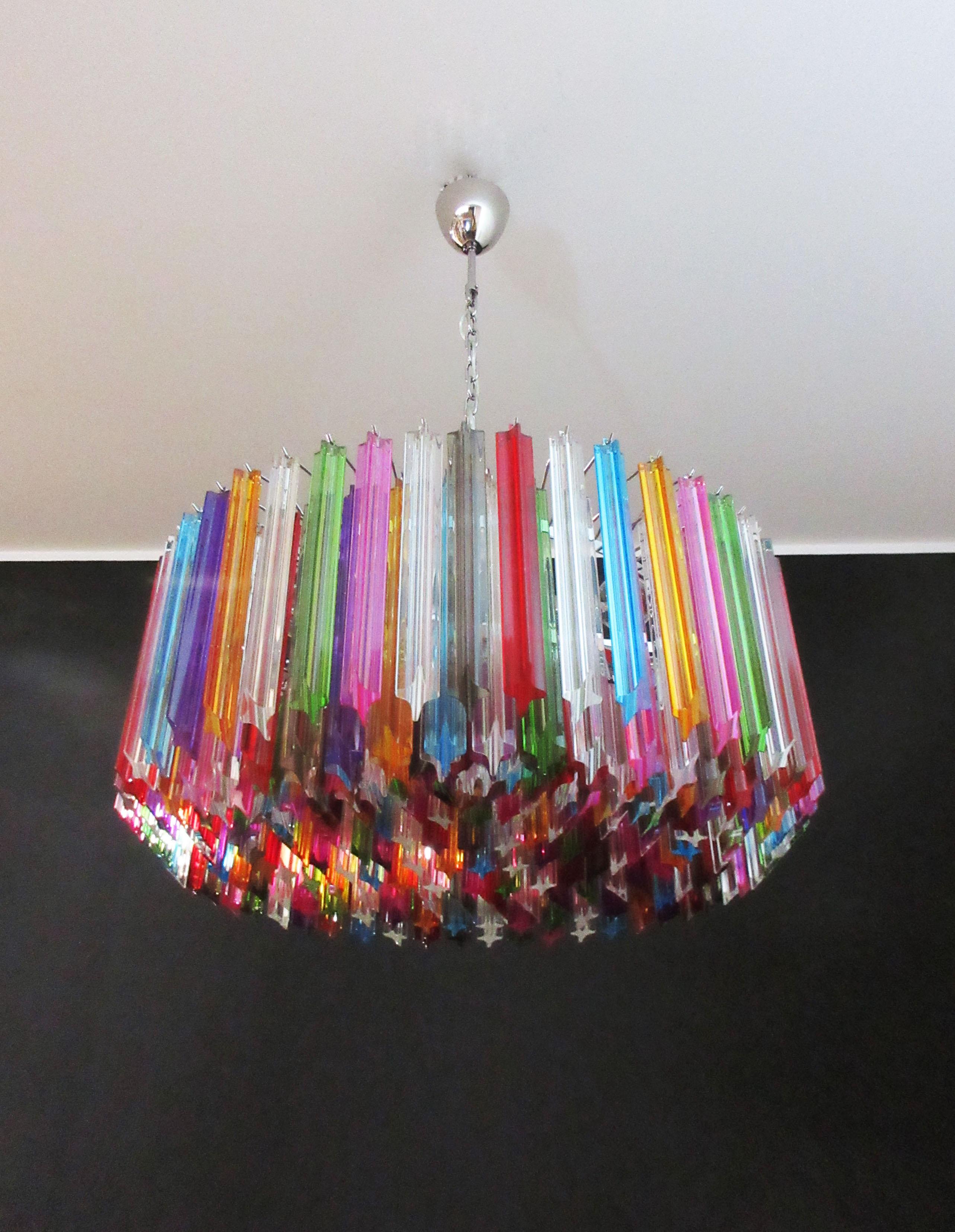 A magnificent Murano glass chandelier, 265 multicolored quadriedri on crome frame. This large midcentury Italian chandelier is truly a timeless classic.
Period: late 20th century
Dimensions: 43.30 inches (110 cm) height with chain, 15.75 inches