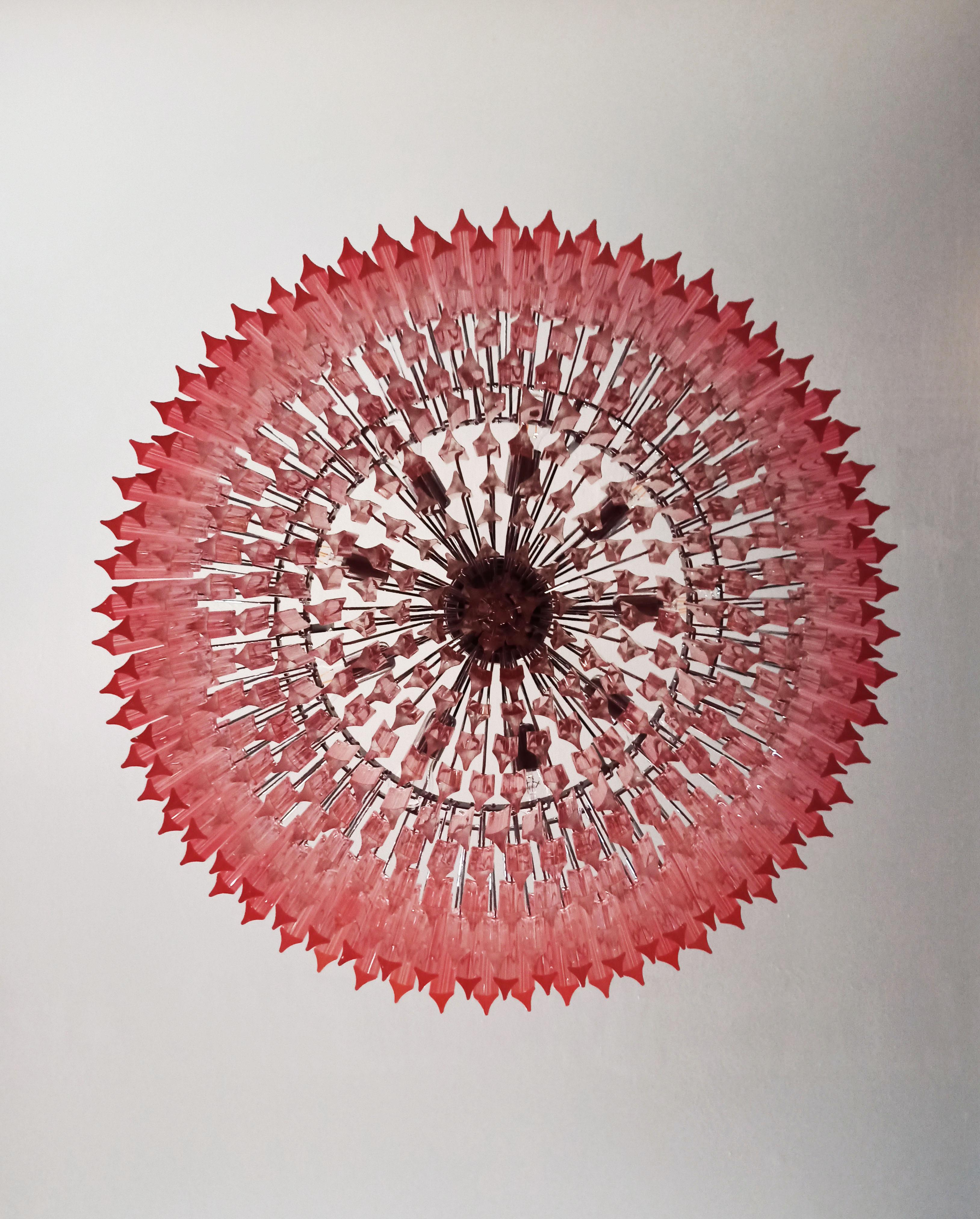 Italian Large Triedri Murano Glass Chandelier, 391 Pink Prims Triedri For Sale