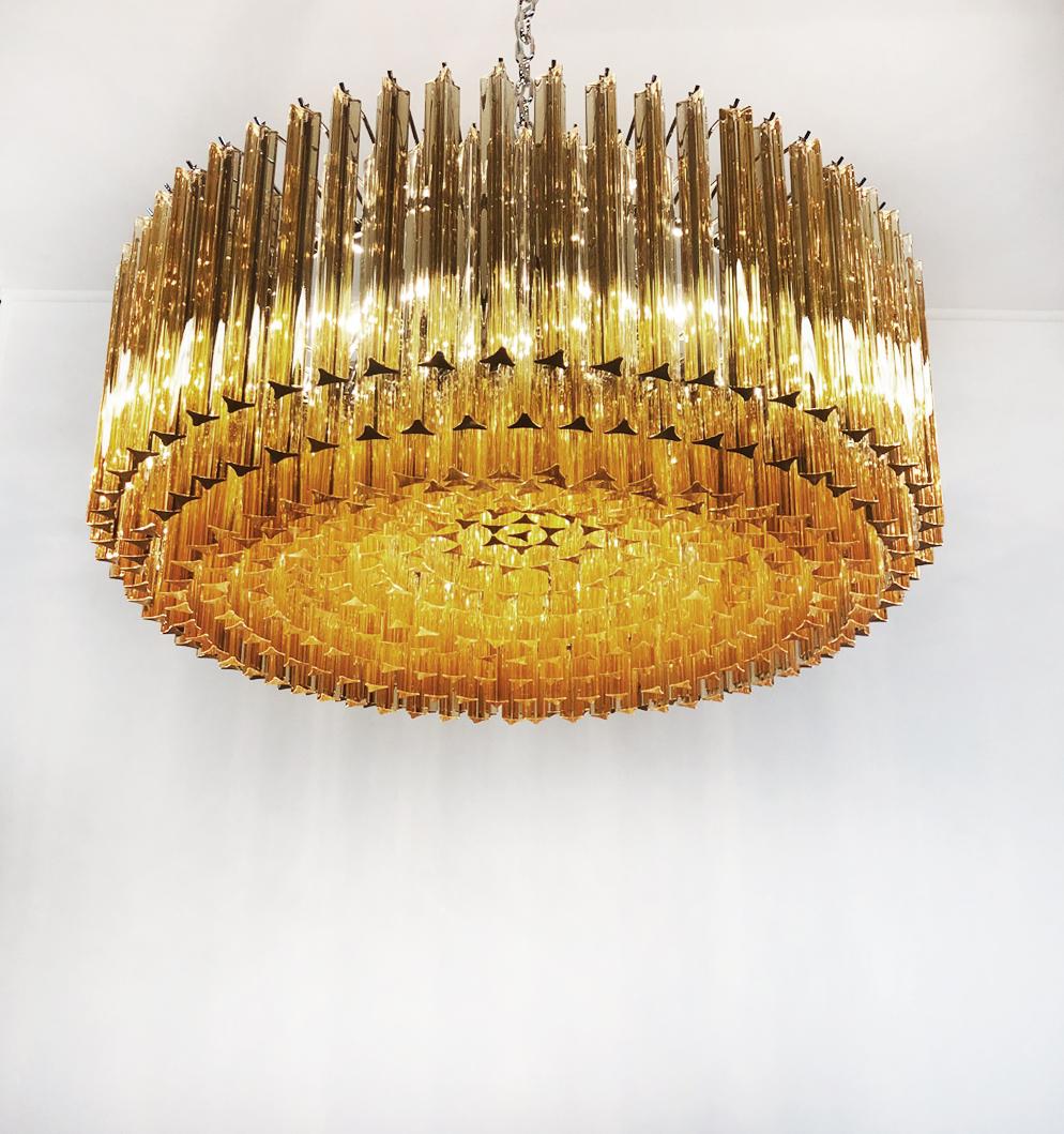 Mid-Century Modern Large Triedri Murano Glass Chandelier, 391 Prims Clear Amber