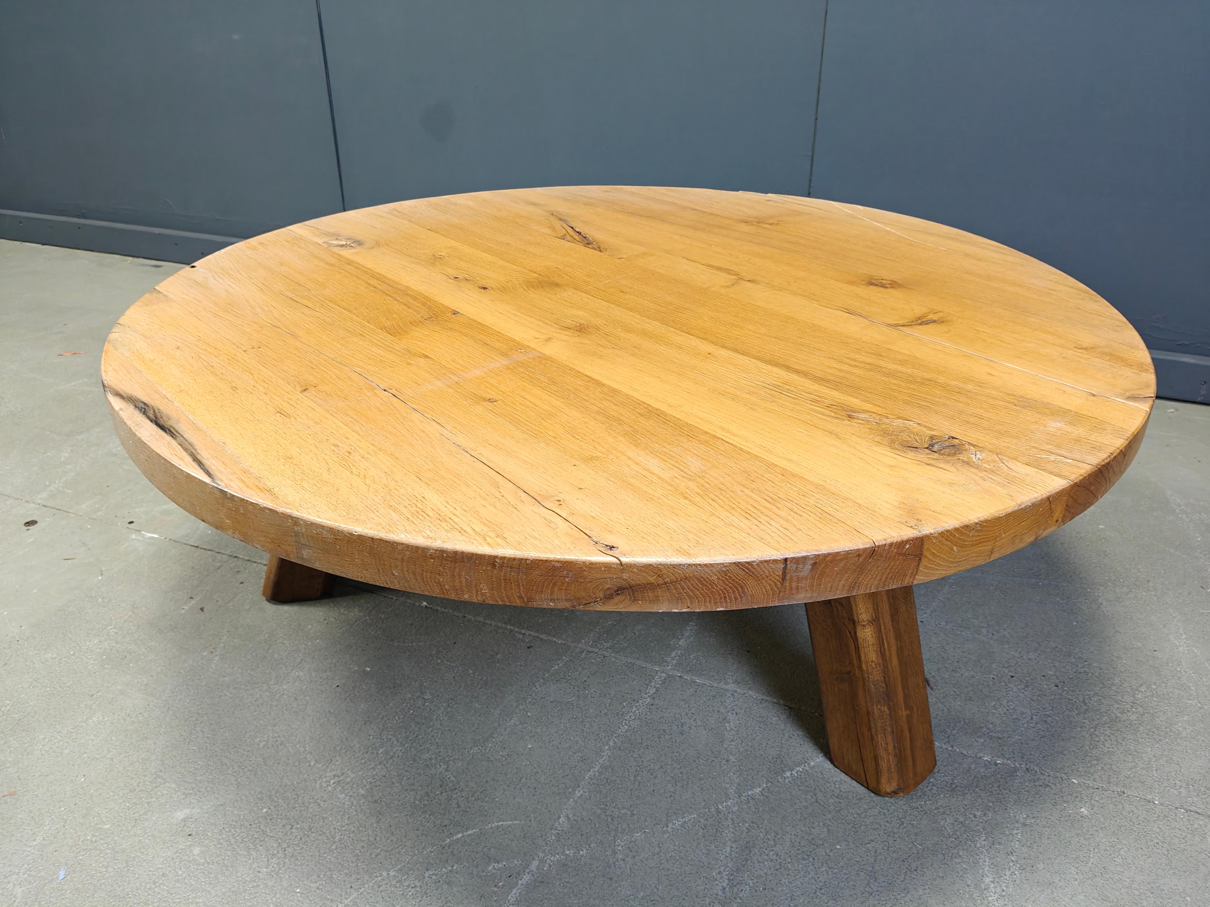Belgian Large tripod round wooden brutalist coffee table, 1960s For Sale