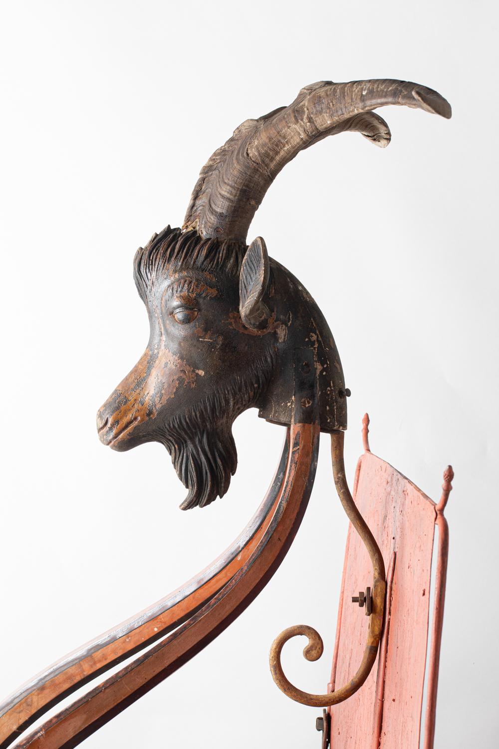 Large Troika, Sleigh for Horse, France, circa 1870 In Good Condition For Sale In Paris, FR